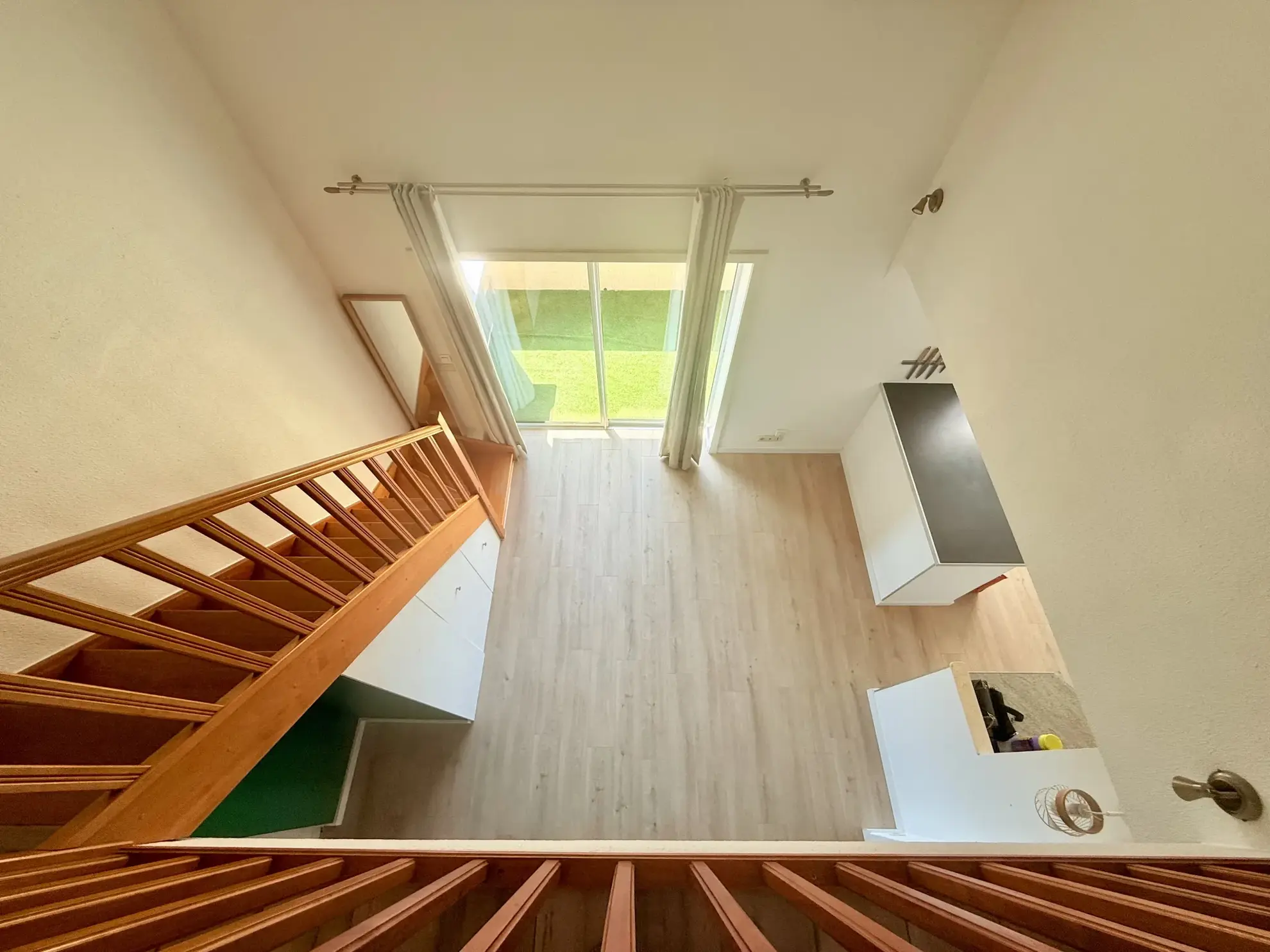 Achat d’un duplex rénové de 55,45 m² avec parking et balcon à La Garde