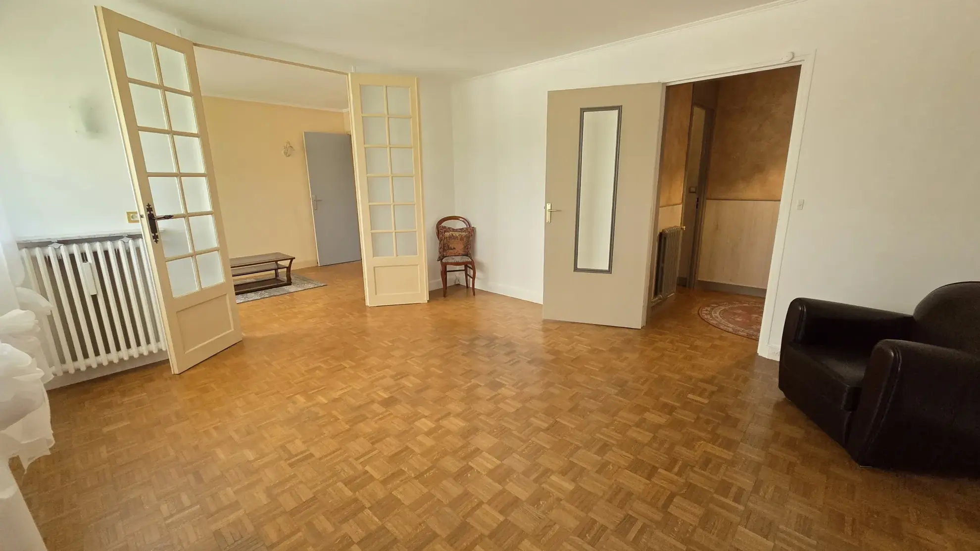 Appartement 5 pièces avec 3 ou 4 chambres, cave et parking à Boissy Saint Léger