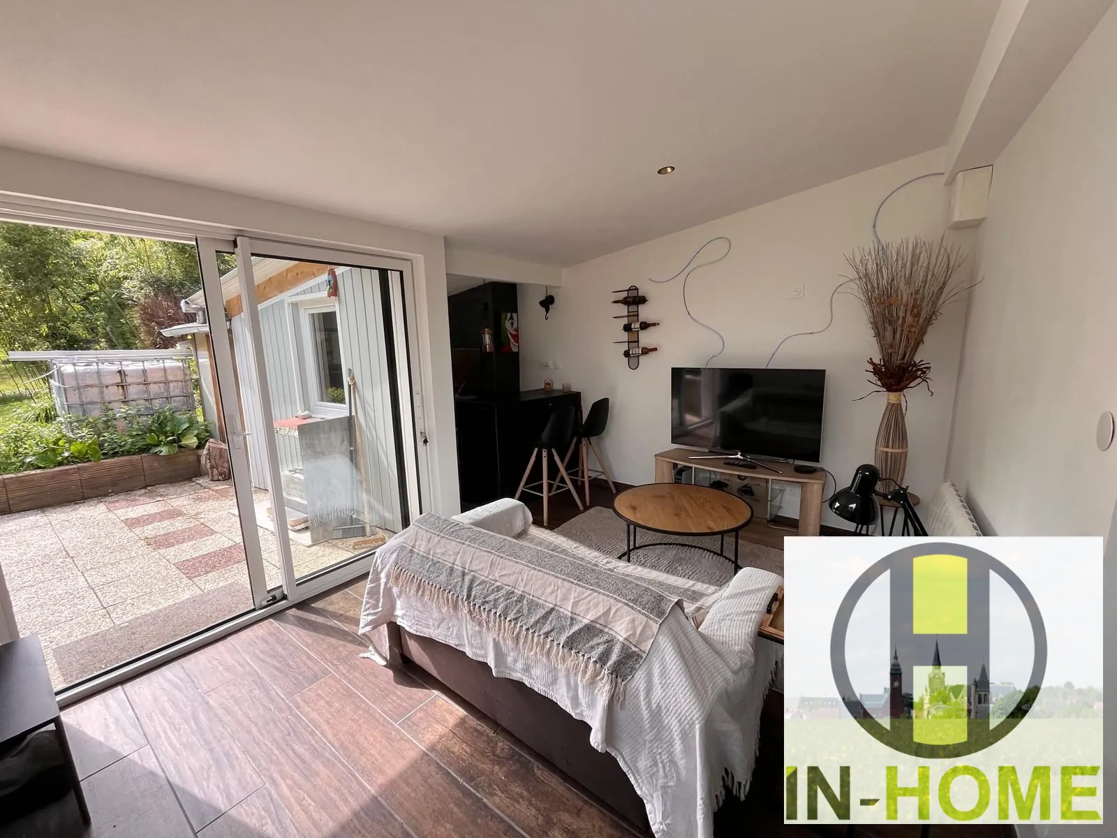 Belle maison rénovée à vendre à Trois-Rivières avec grand terrain de 650m²
