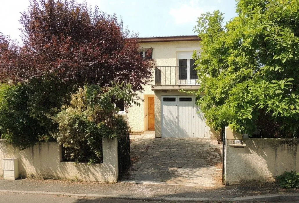 Maison mitoyenne de 102 m² avec jardin à Cahors, 4 chambres et sous-sol