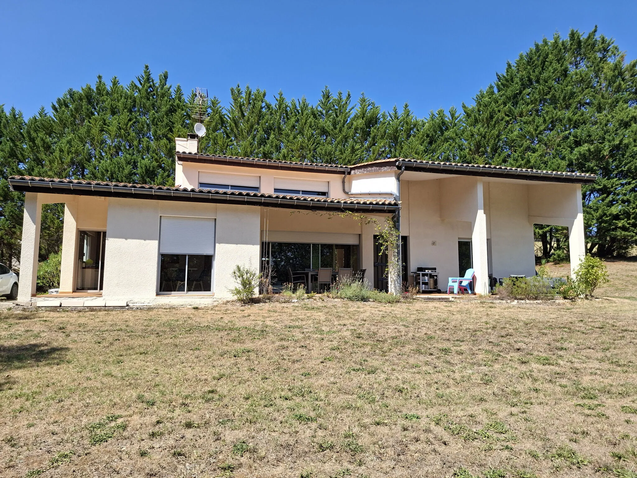 Maison de 150 m² à Foulayronnes avec grand terrain et potentiel d’agrandissement