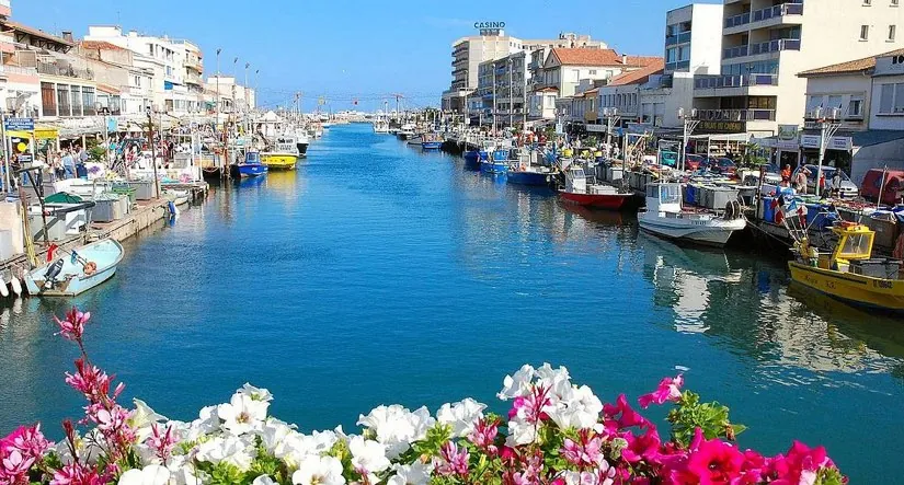 Fonds de commerce de restauration à Palavas-les-Flots - Rénové en 2022, terrasse et 40 couverts