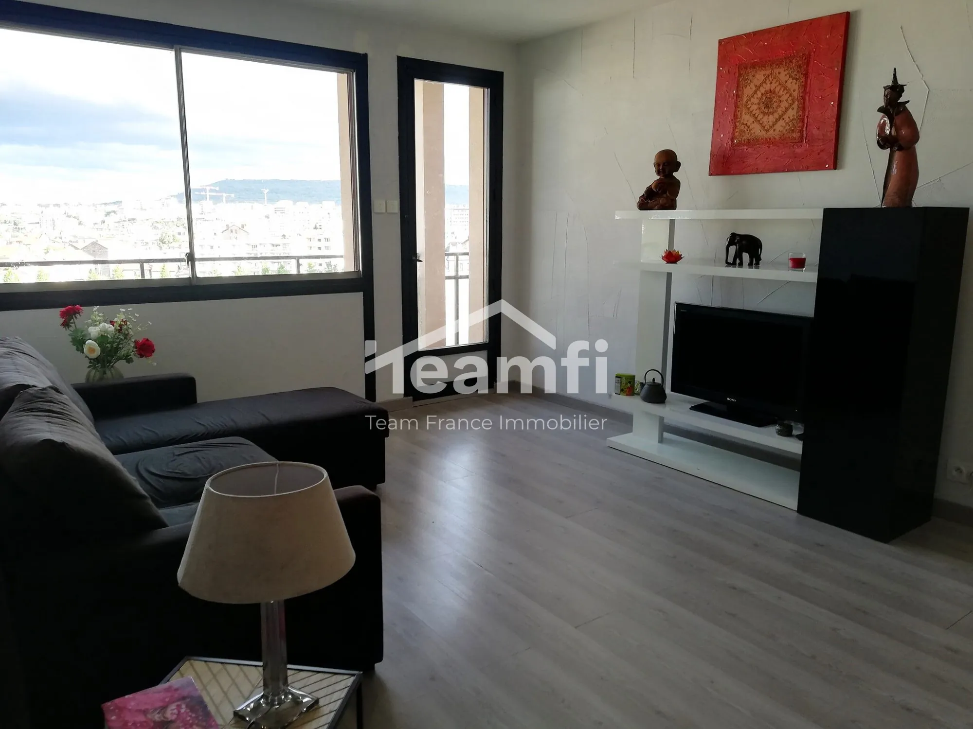 Appartement T4 meublé à Clermont-Ferrand proche gare avec terrasse, rentable 10 %