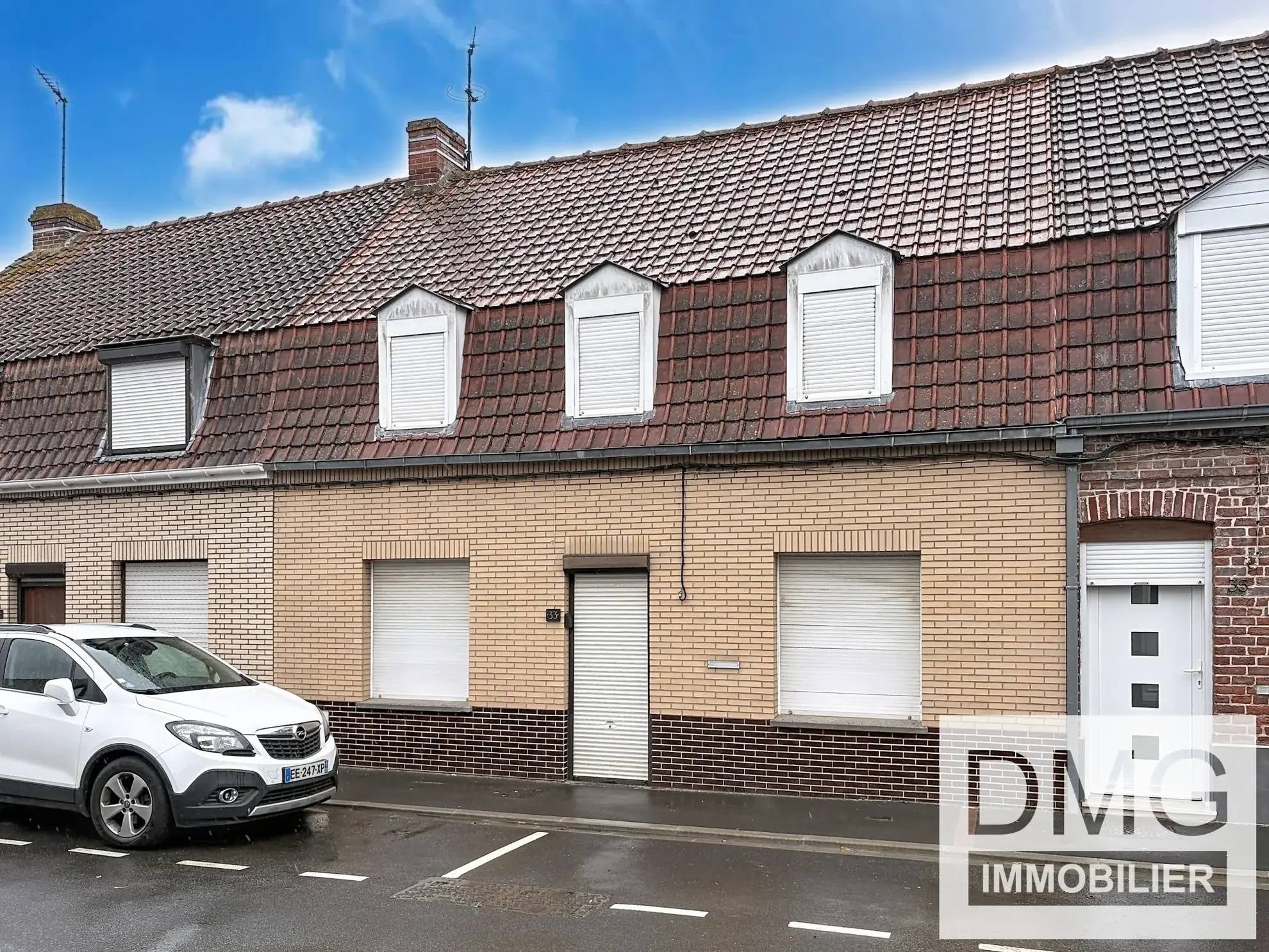 Maison de ville à restaurer de 105 m² à Steenvoorde avec jardin