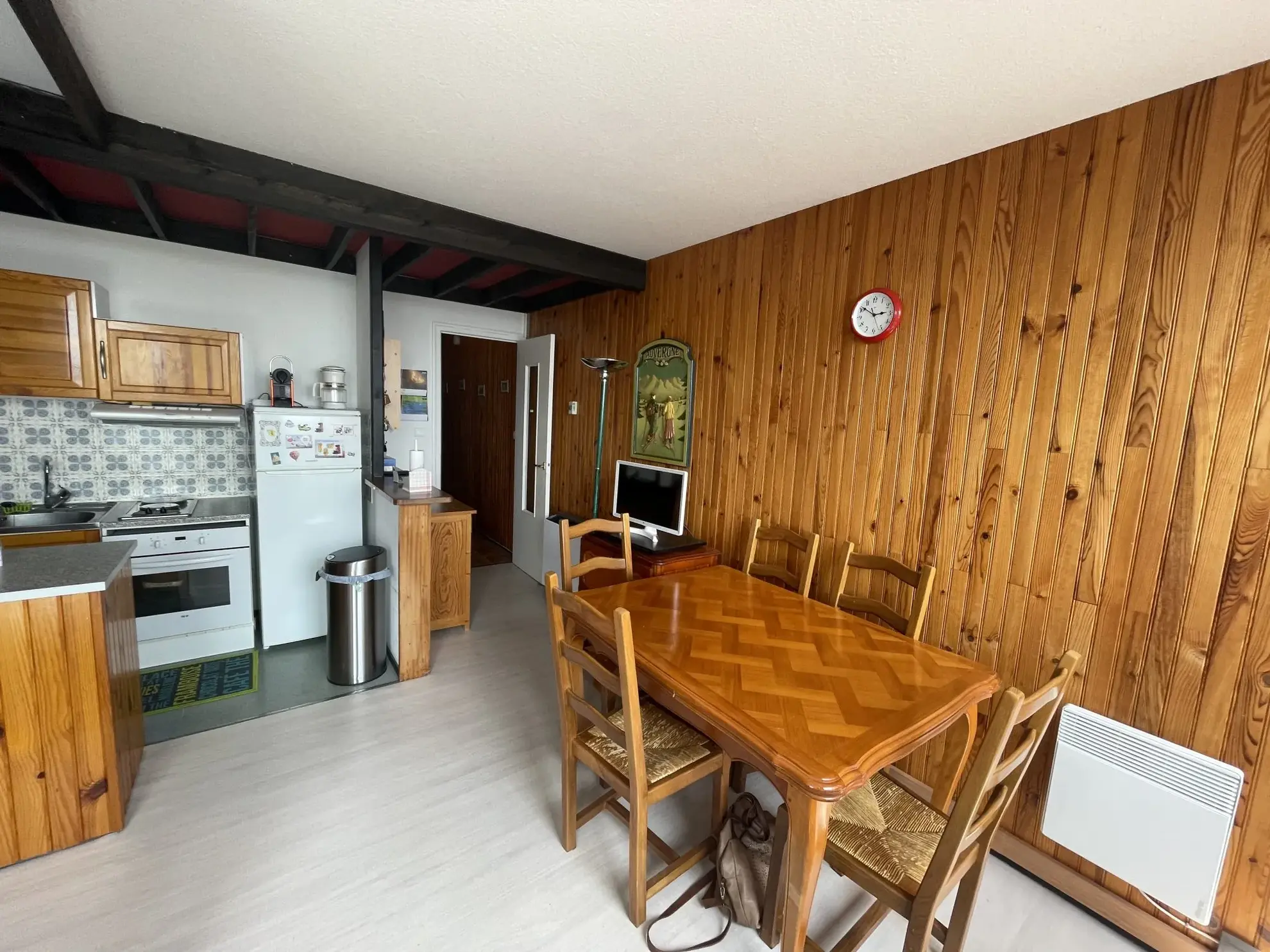 Appartement T2 lumineux avec vue sur le Lac des Hermines à Super Besse