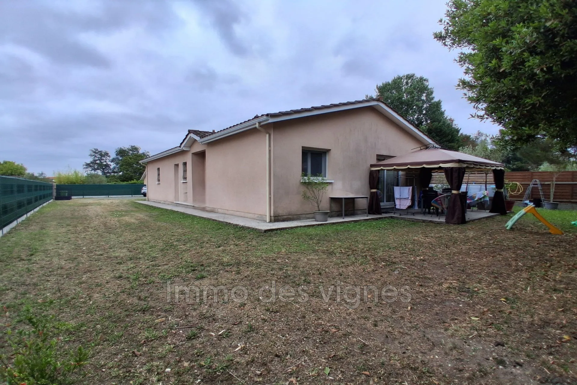Vente maison 3 chambres à Ambarès-et-Lagrave, proche de la gare de la Gorp
