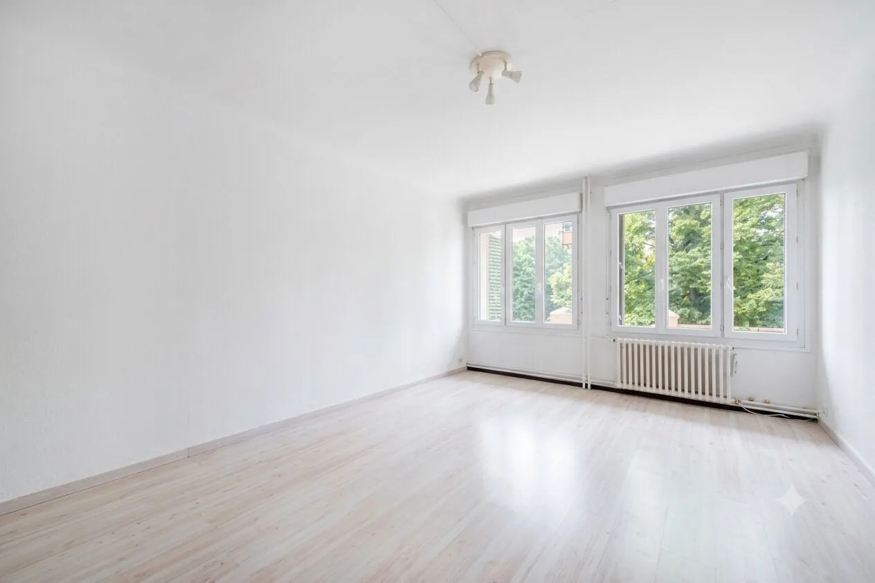 Appartement à vendre au centre-ville d'Apt, 3 pièces, 80m² avec potentiel de rénovation
