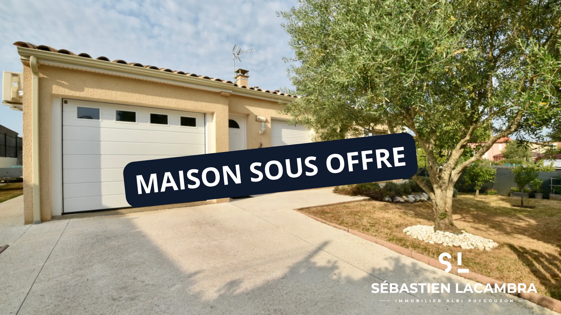 Belle maison de plain-pied avec véranda et garage à Carmaux