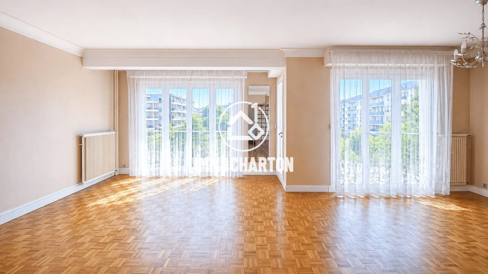 Appartement 3 chambres lumineux avec terrasse et garage au Mans Maillets