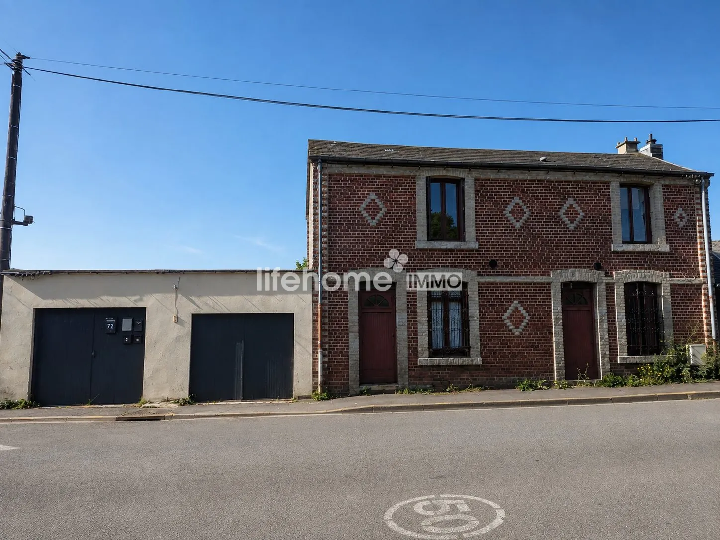 Investissement immobilier à Revin : immeuble de rapport avec 5 studios