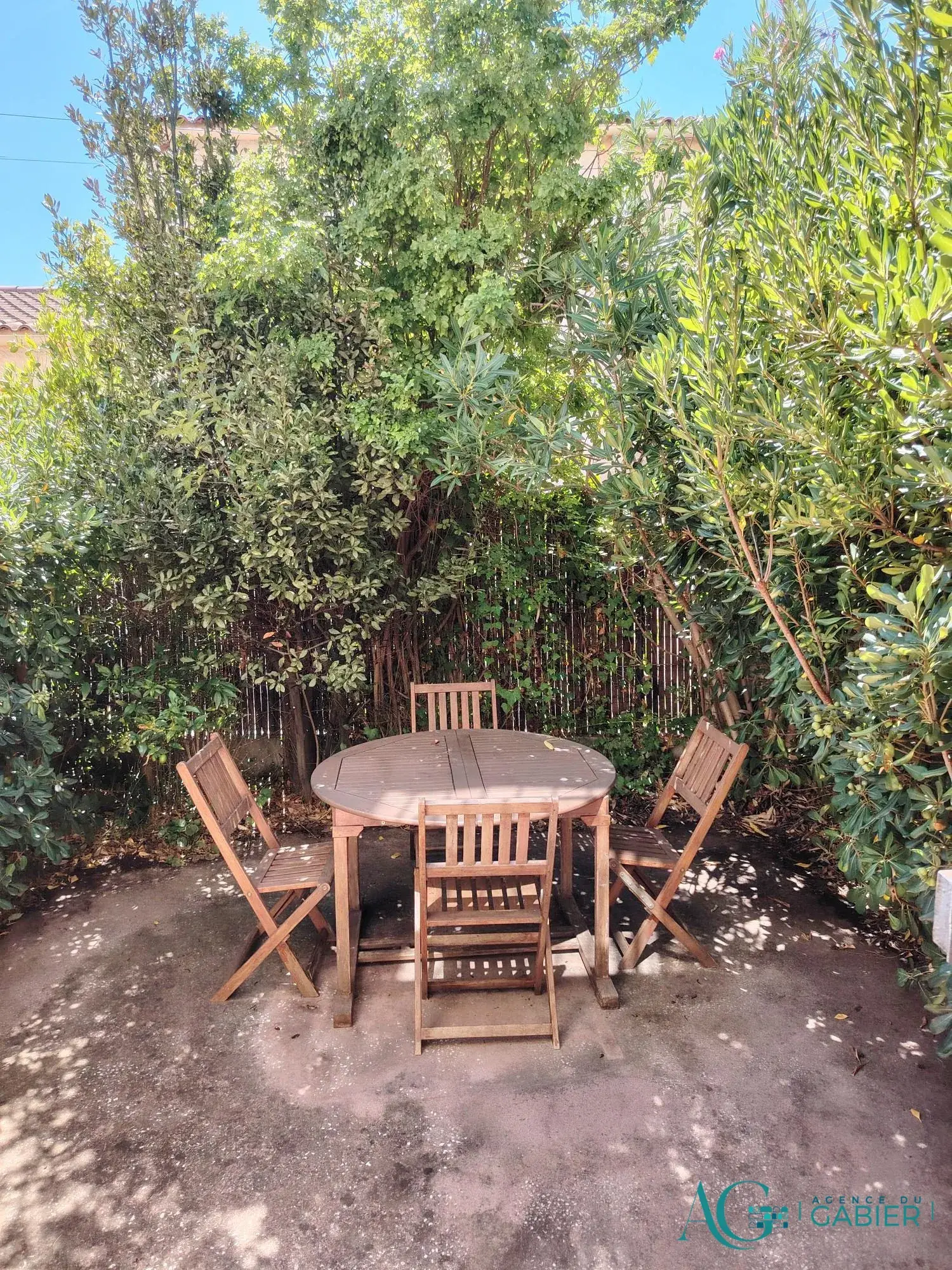 Appartement 2 pièces avec jardin à Hyères - Investissement ou pied-à-terre