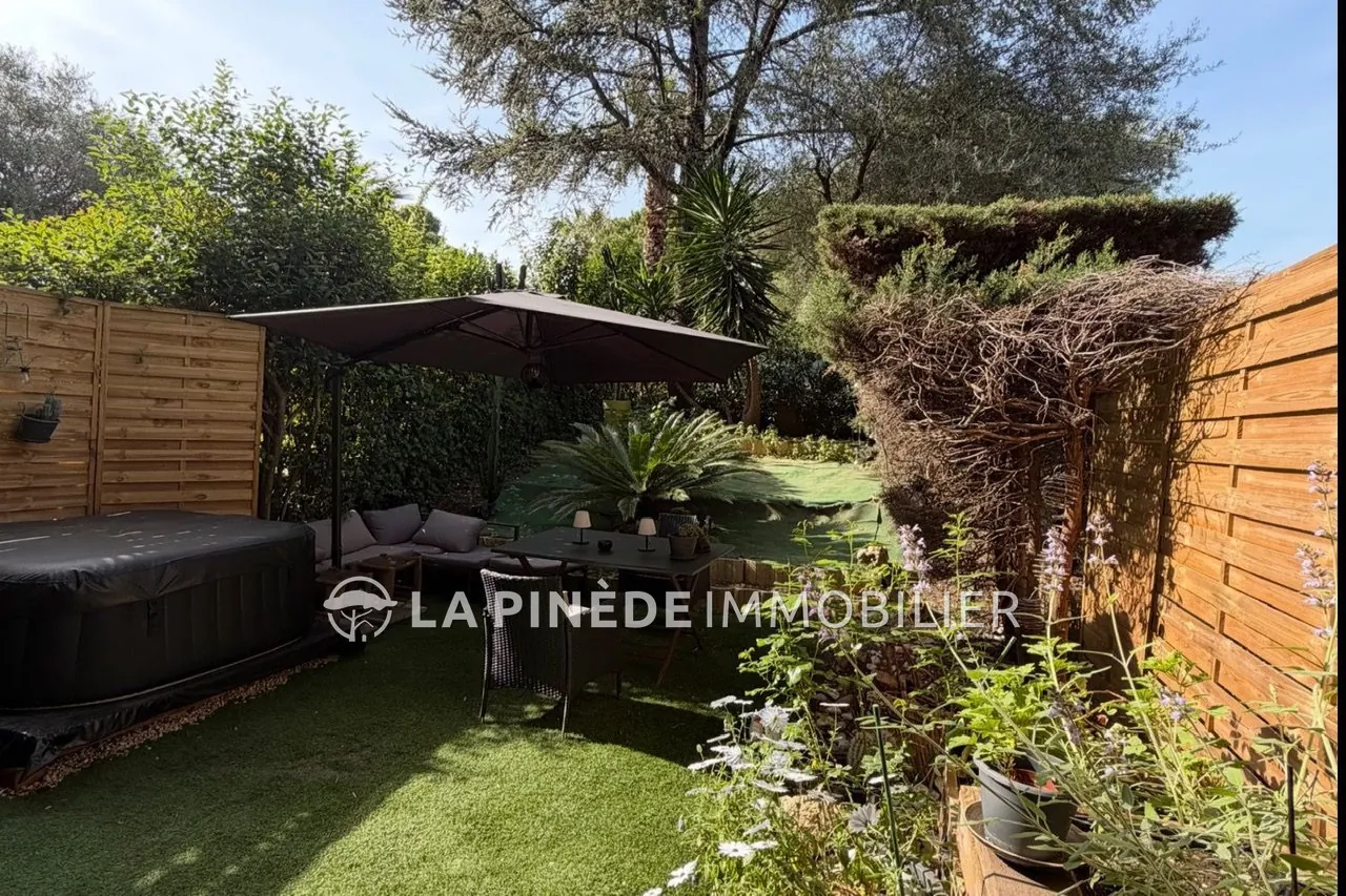 Appartement 2 pièces avec jardin à Villeneuve-Loubet proche mer