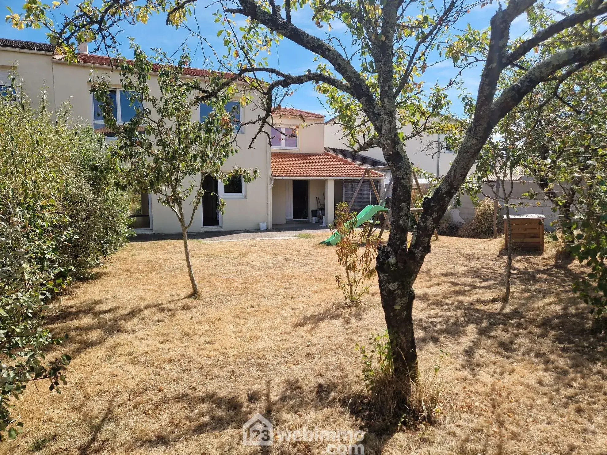 à vendre maison 4 chambres avec jardin à La Roche-sur-Yon