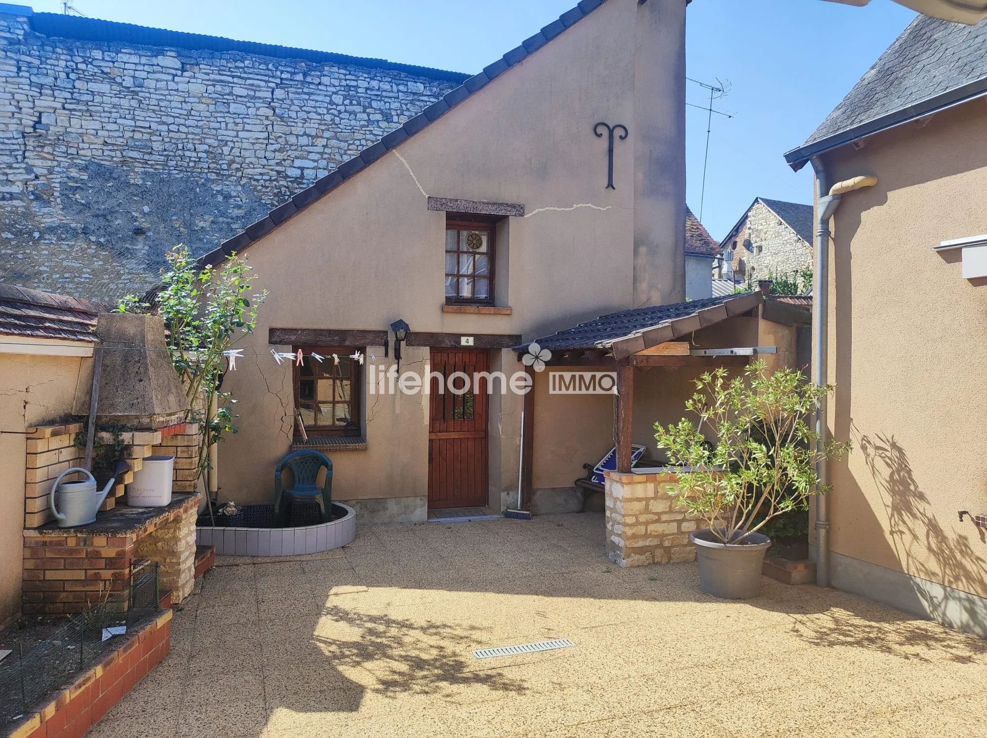 Maison de ville de 103 m² à Deols avec terrasse, garage et 3 chambres