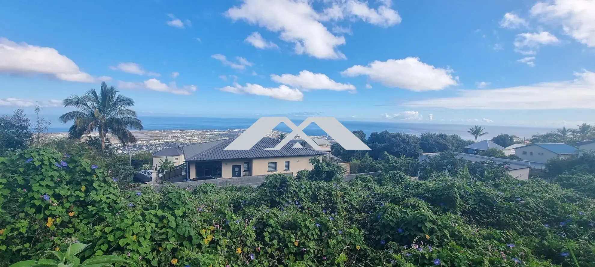 Terrain constructible de 460 m² à La Possession, secteur Pichette