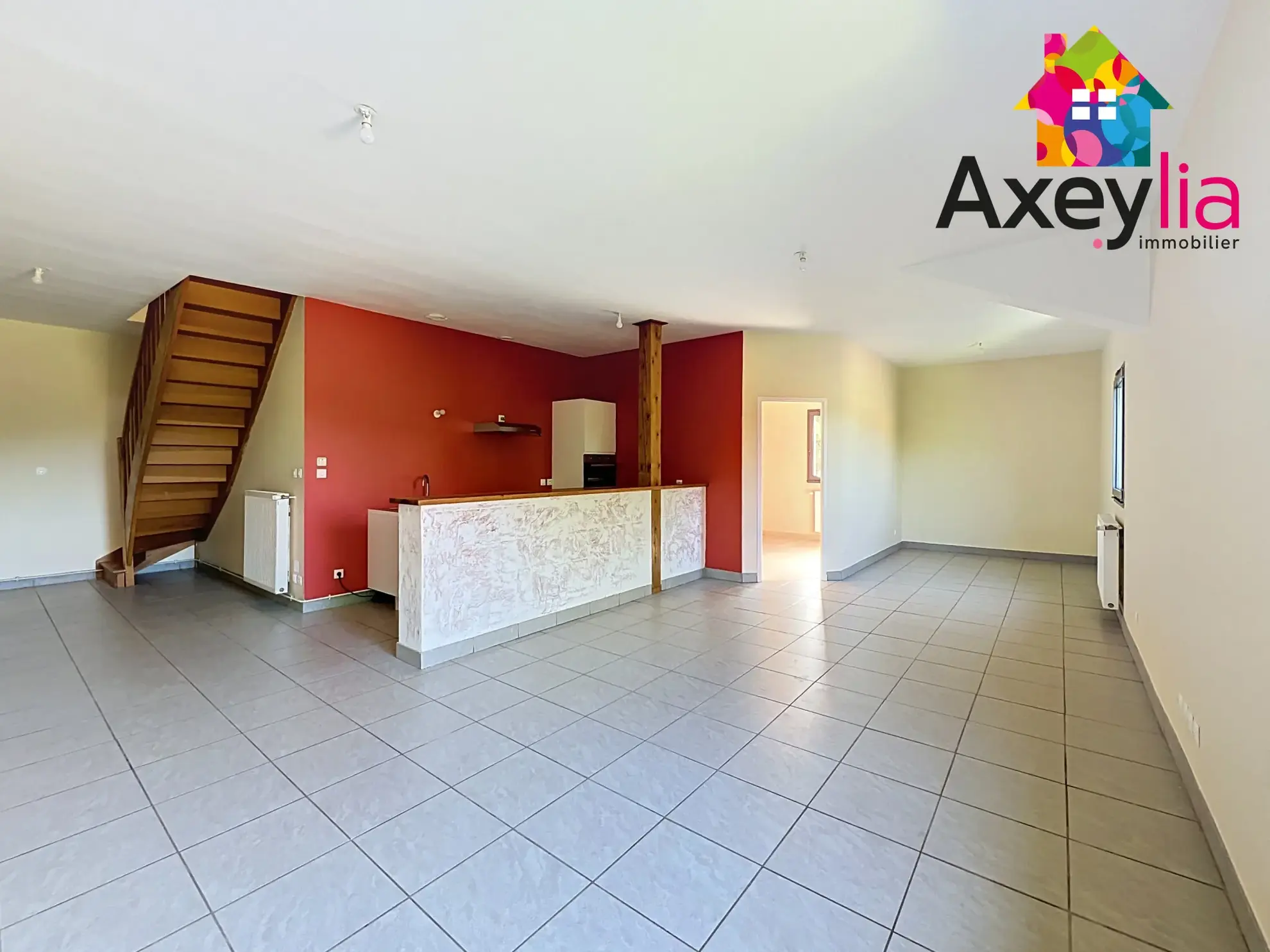 Appartement duplex à vendre à Briennon face au port de plaisance, 3 chambres