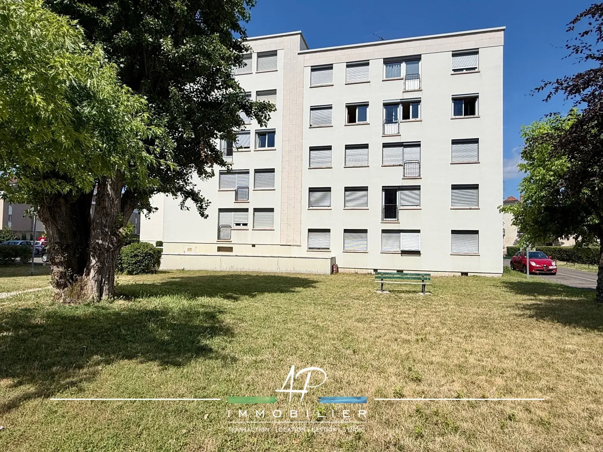 Appartement T3 à Dijon – Résidence sécurisée avec parking et loggia
