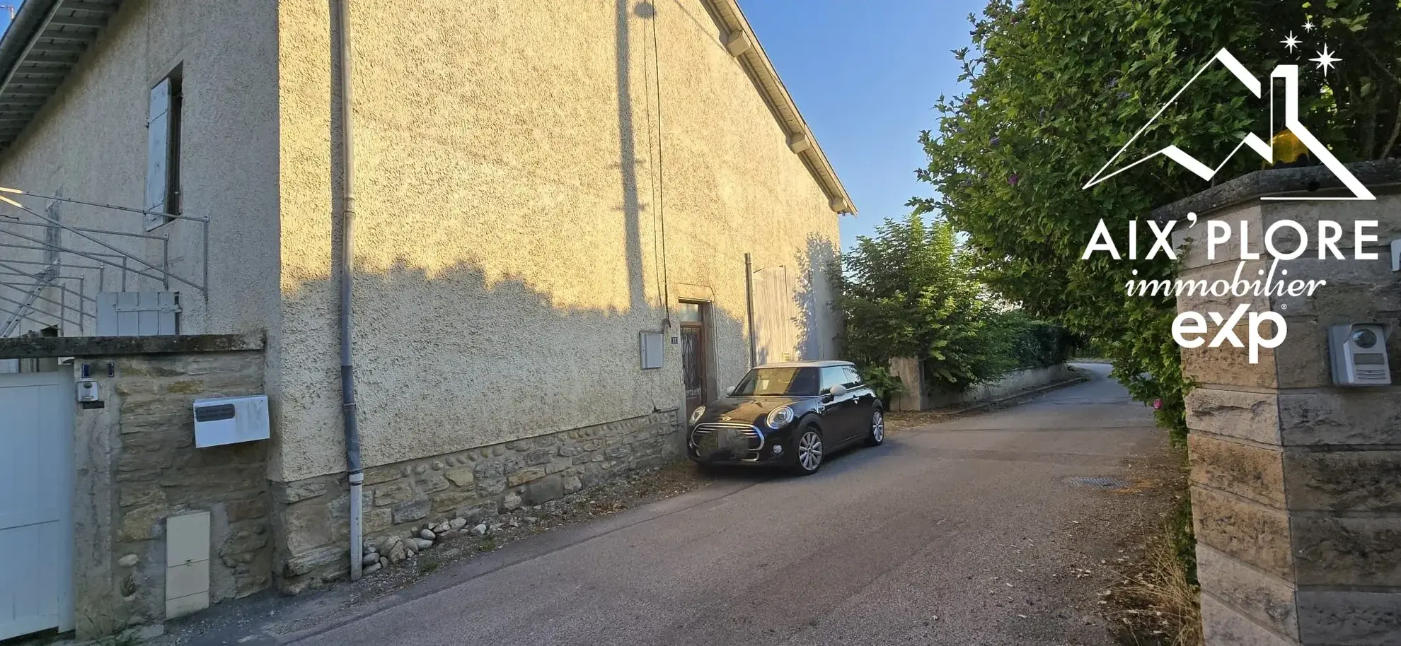 Maison à rénover avec fort potentiel à Chavanoz près de Lyon