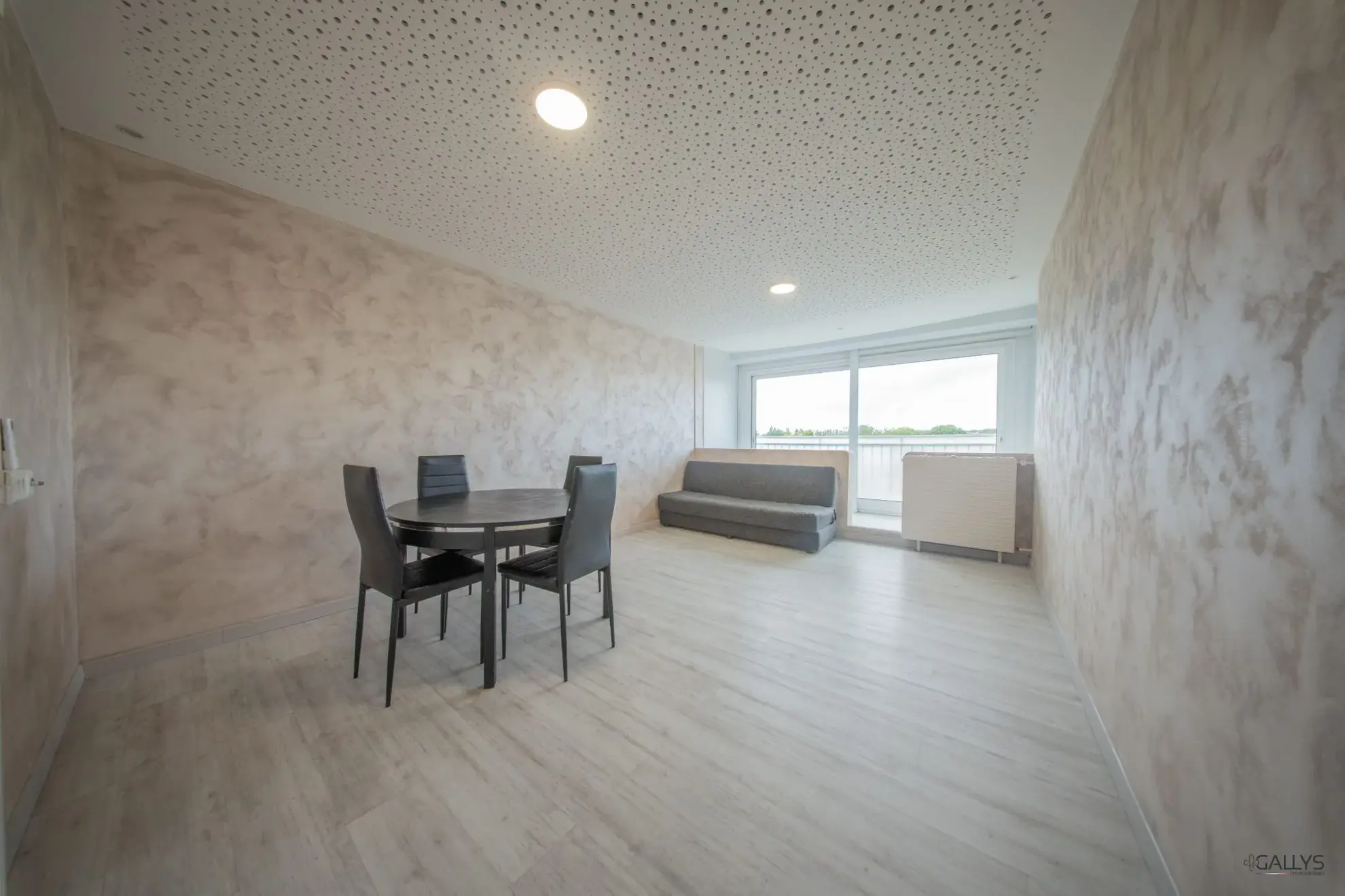 Appartement 3 Pièces avec Parking et Ascenseur à Metz Borny