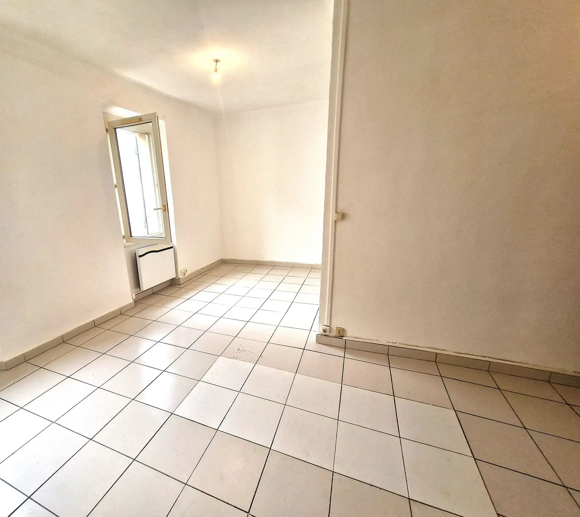 Appartement 2 pièces à vendre au centre-ville de La Garde