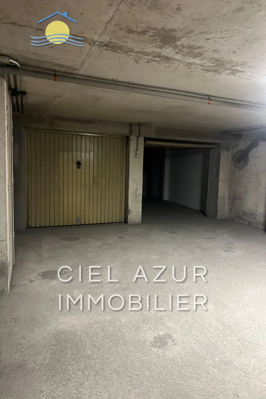 Garage sécurisé en sous-sol à Juan-les-Pins - Pont du Lys