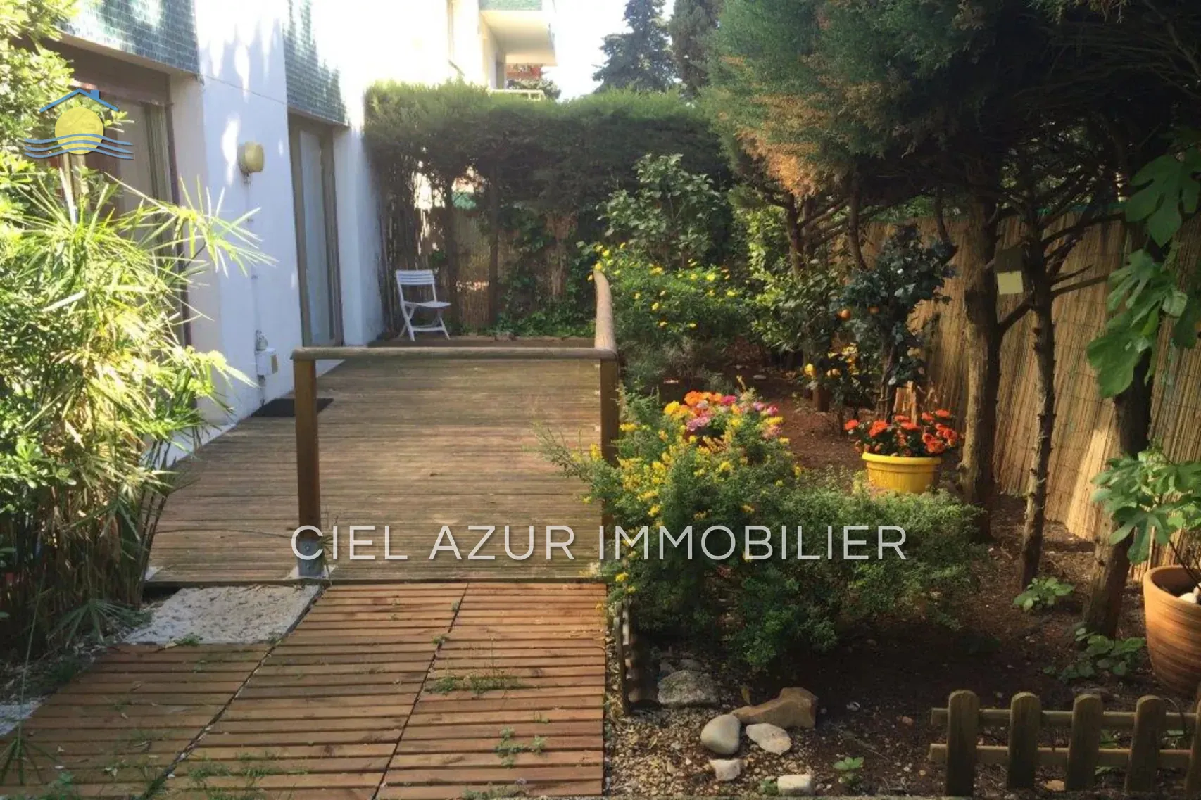 Charmant studio avec terrasse et jardin à Juan-les-Pins, proximité plage
