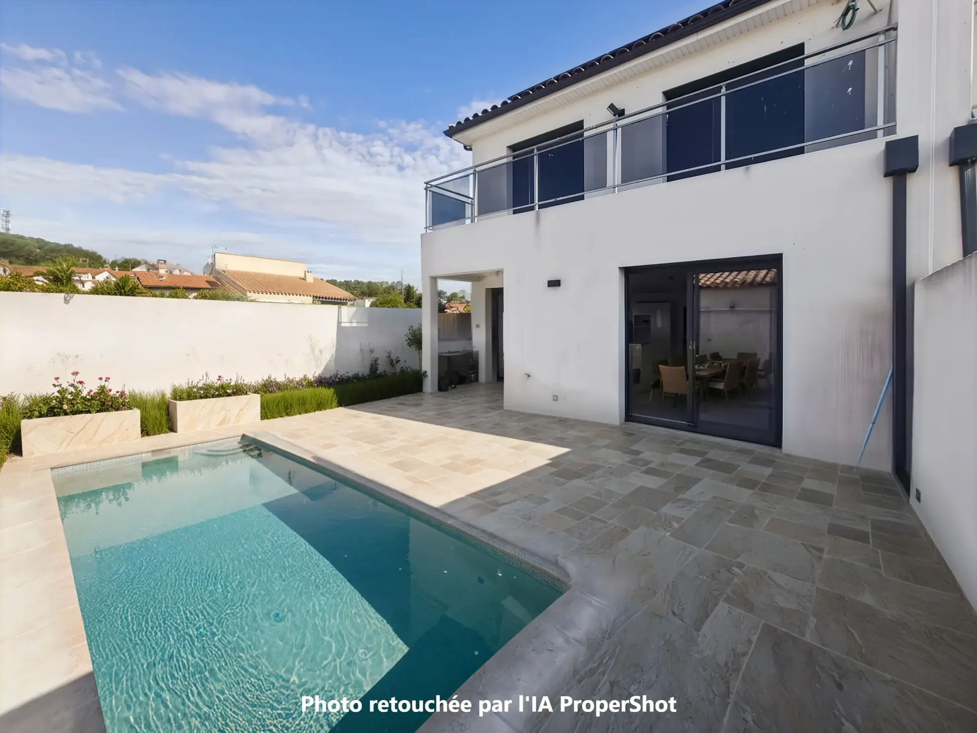 Villa lumineuse avec piscine à Narbonne - belles prestations et environnement calme