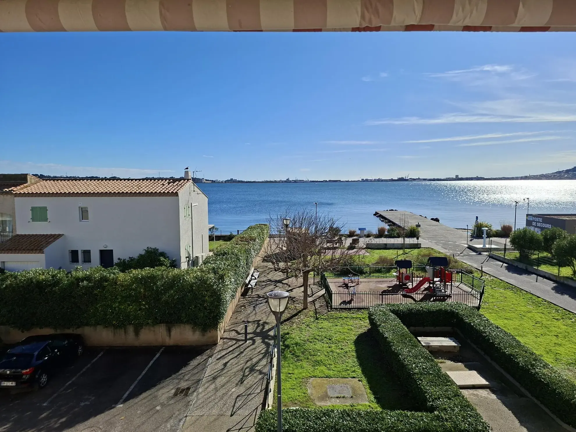 Appartement T1 avec vue exceptionnelle sur l'étang de Thau à Balaruc-les-Bains