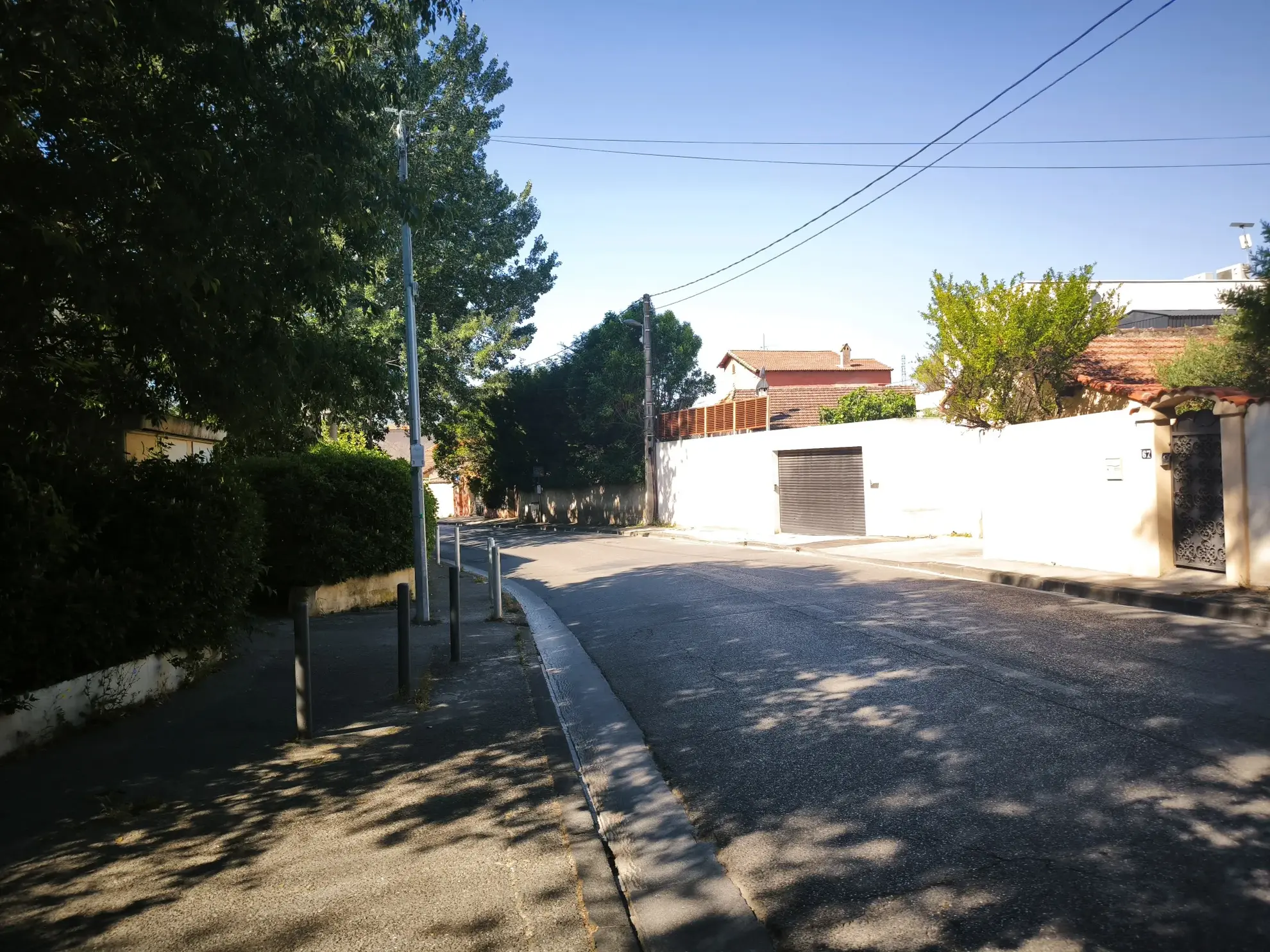 Studio de 20 m² meublé à vendre à Marseille, parfait pour investissement locatif