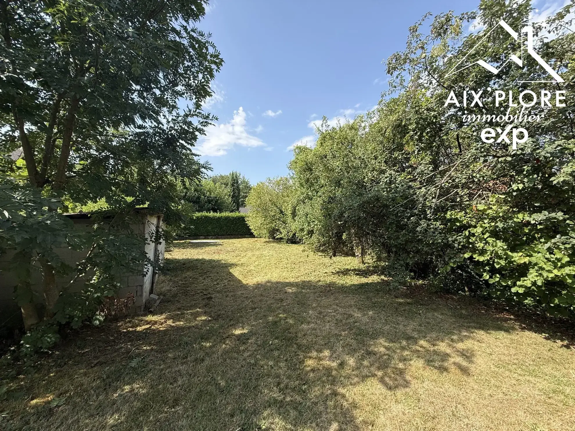Terrain constructible de 490 m² à Drumettaz-Clarafond - Secteur recherché
