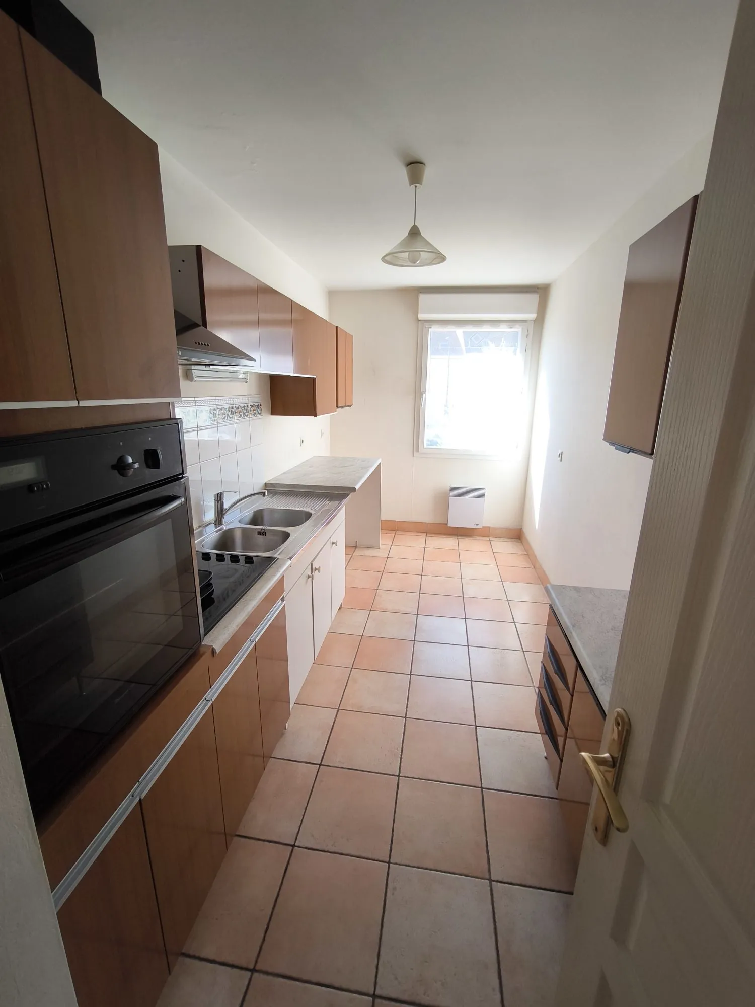 Appartement 3 pièces avec parking sécurisé à Château-Thierry proche mairie