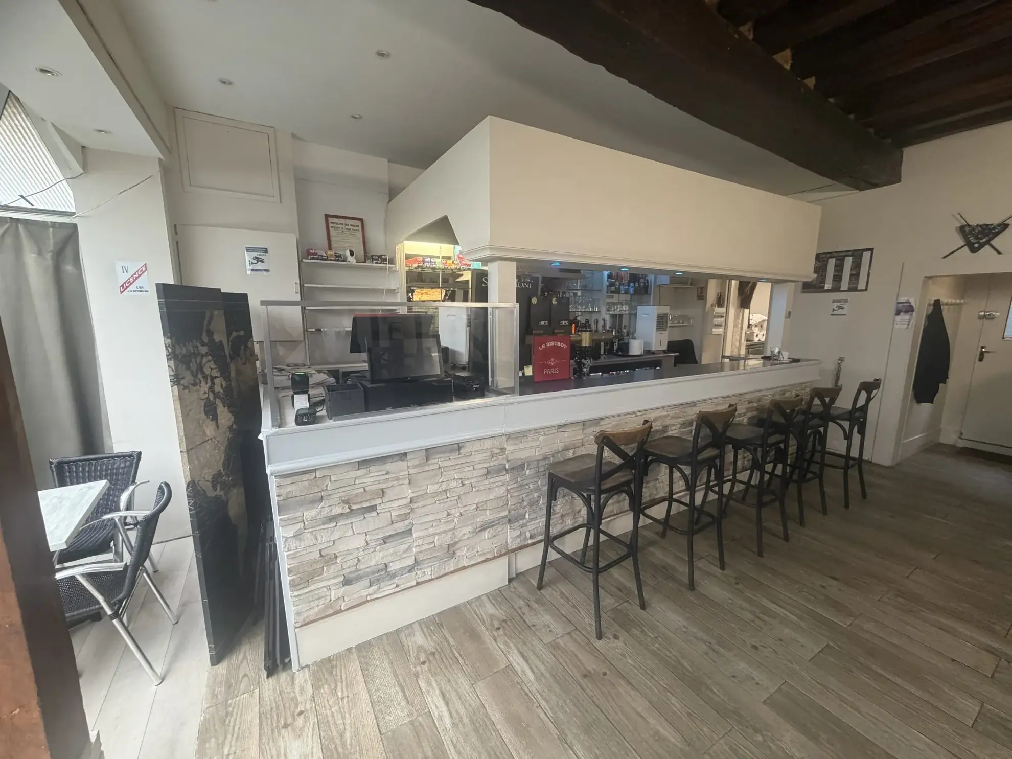 Fonds de commerce Bar Tabac à Troyes avec logement de fonction
