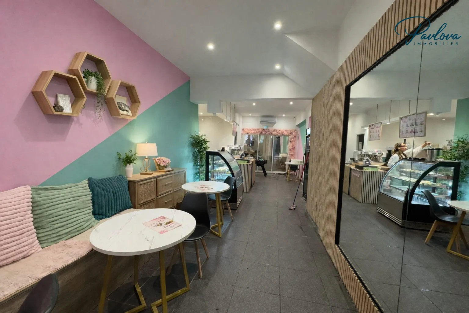 Local commercial à vendre à Montpellier - Emplacement privilégié avec terrasse, 75 m²
