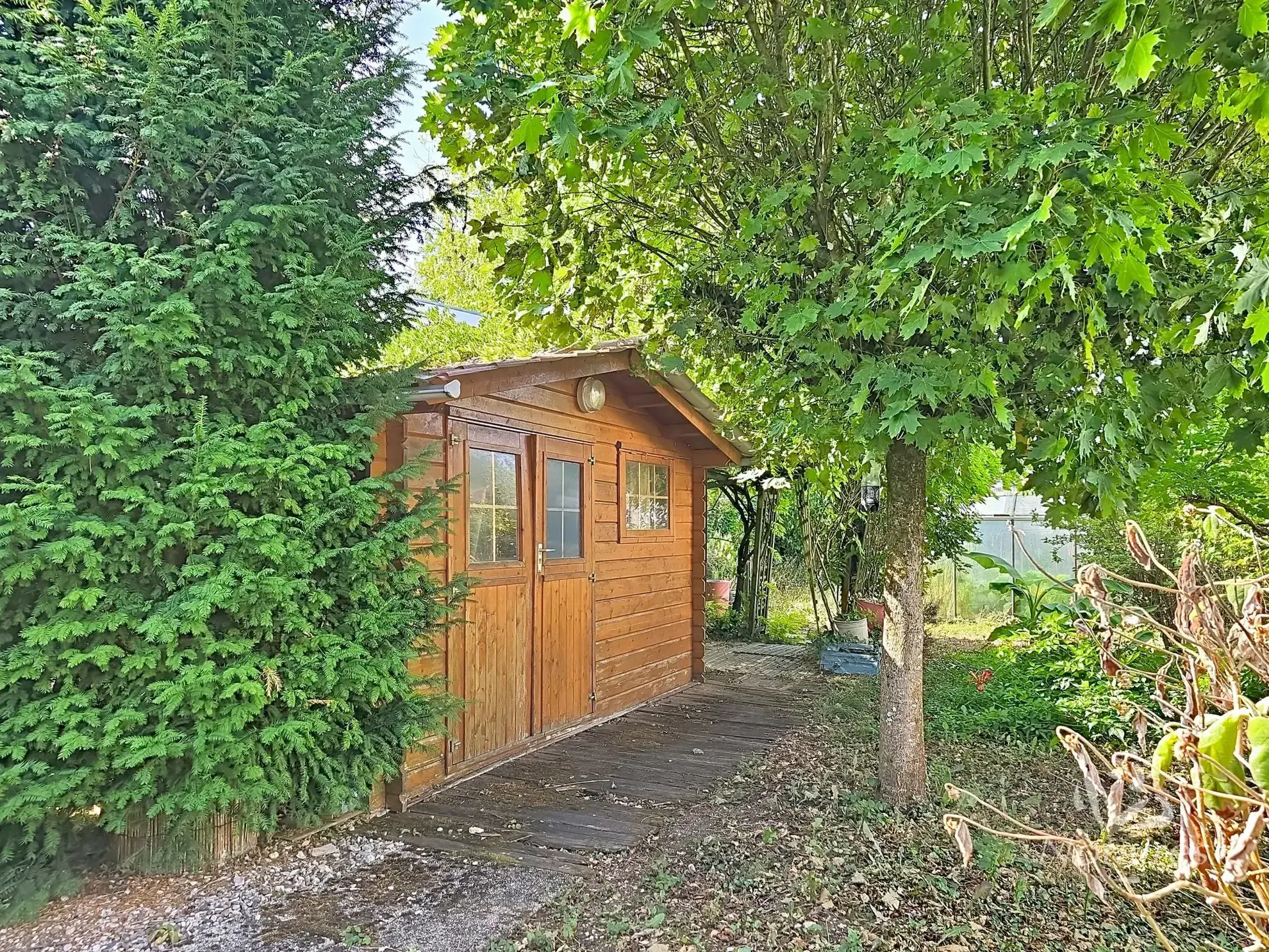 Terrain constructible de 234 m² à Chaumont, idéal pour votre projet de construction