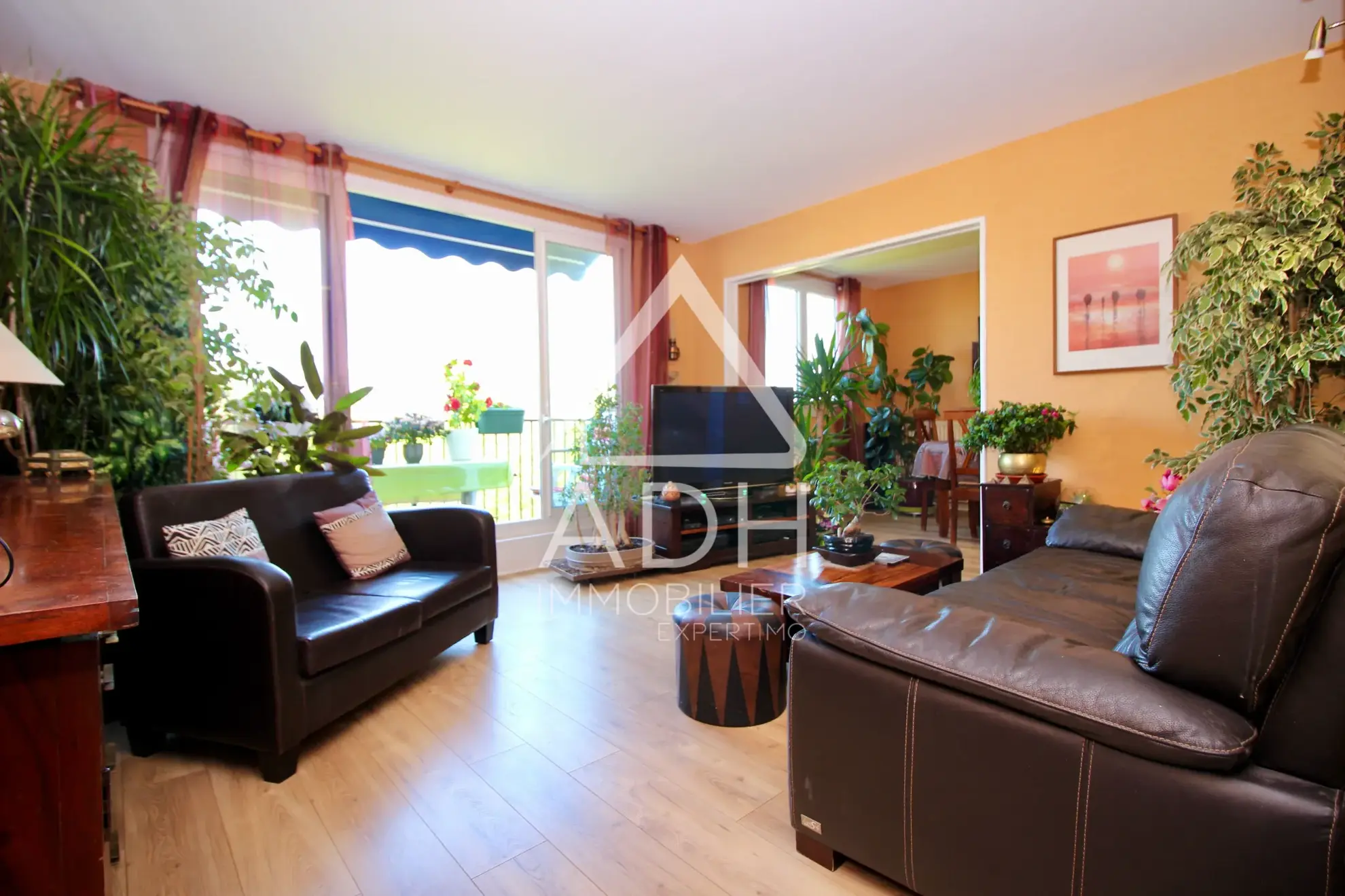 Appartement spacieux à Neauphle-le-Château avec terrasse et vue campagne