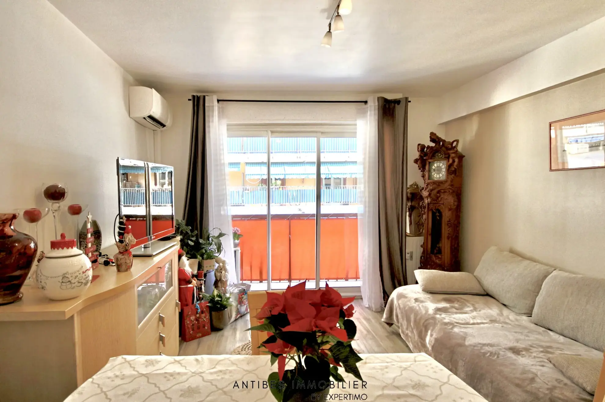 Appartement 2 pièces en centre-ville de Golfe-Juan avec cave