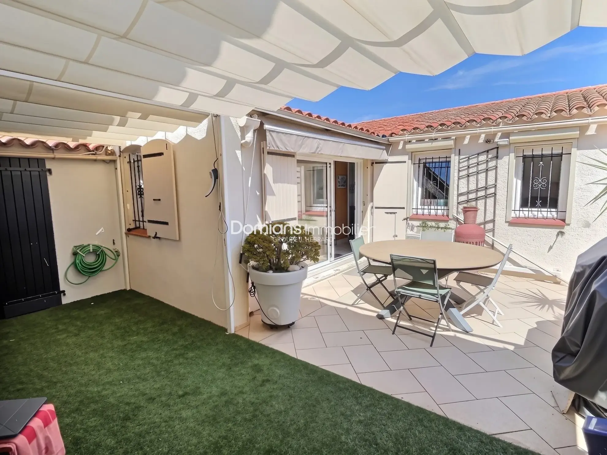 Maison à vendre à Saint-Cyprien avec piscine et environnement privilégié
