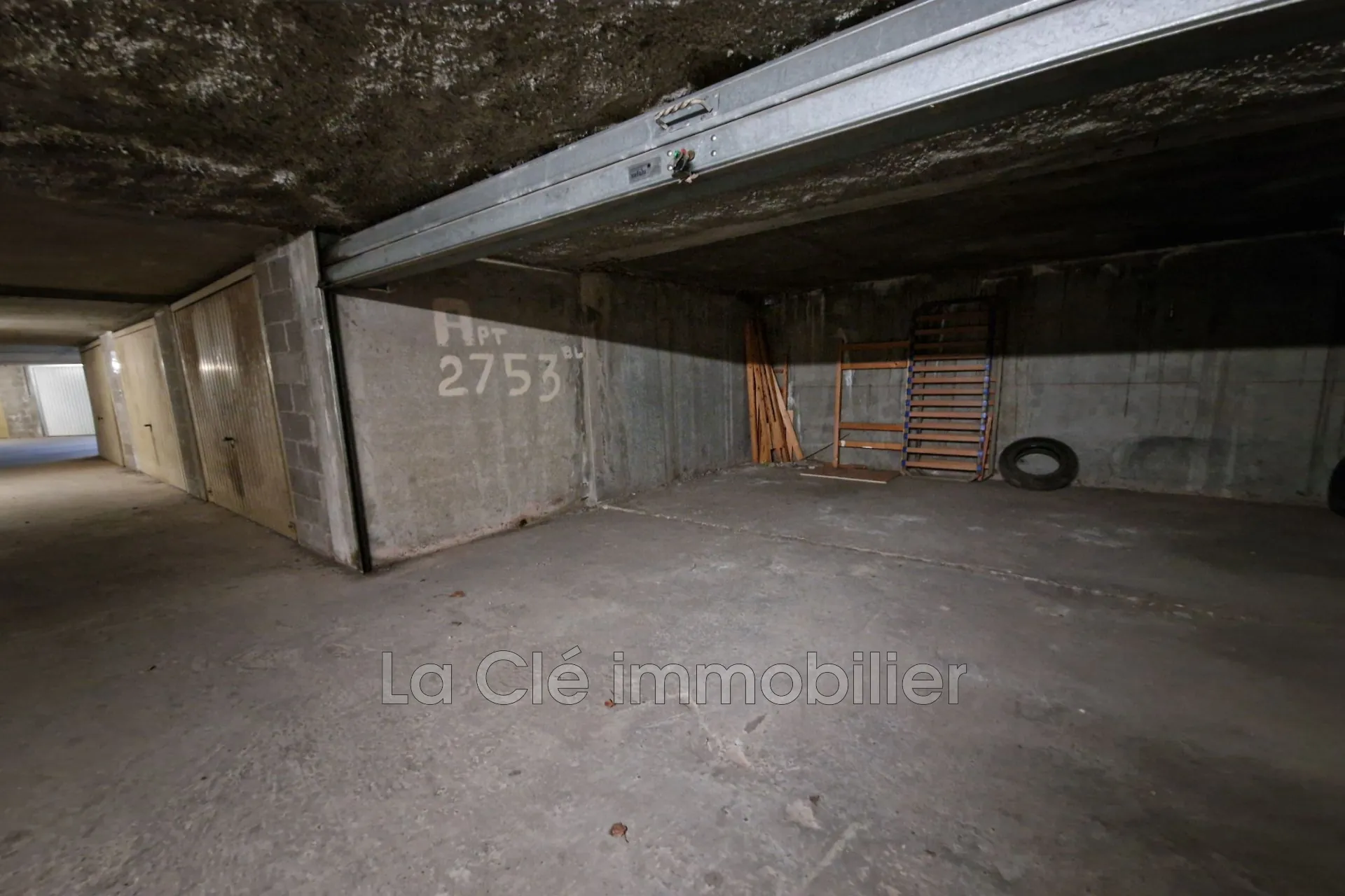 Parking sécurisé en sous-sol au Grau-du-Roi – Opportunité rare