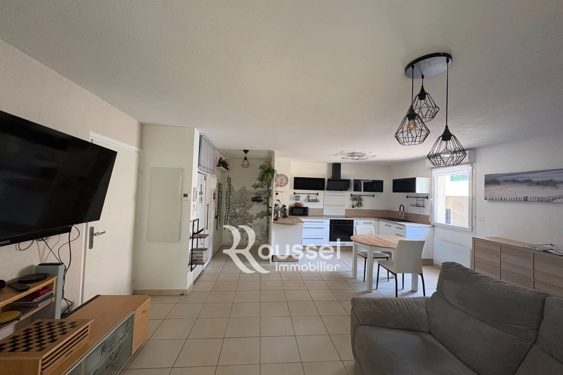 A vendre appartement 2 pièces à Gigean avec terrasse et parking