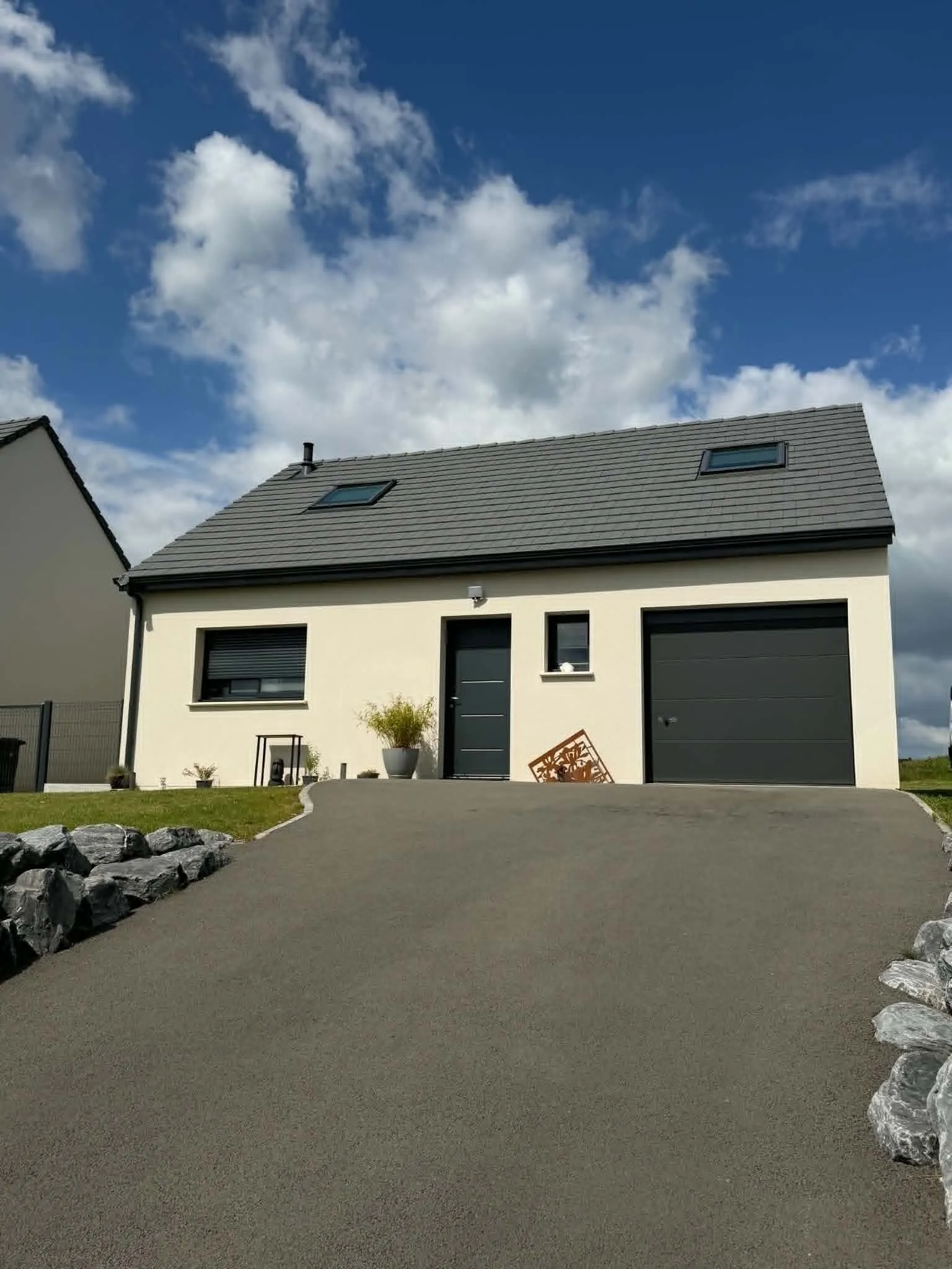 Maison nouvelle à Essertaux de 112m² avec 4 chambres et garage