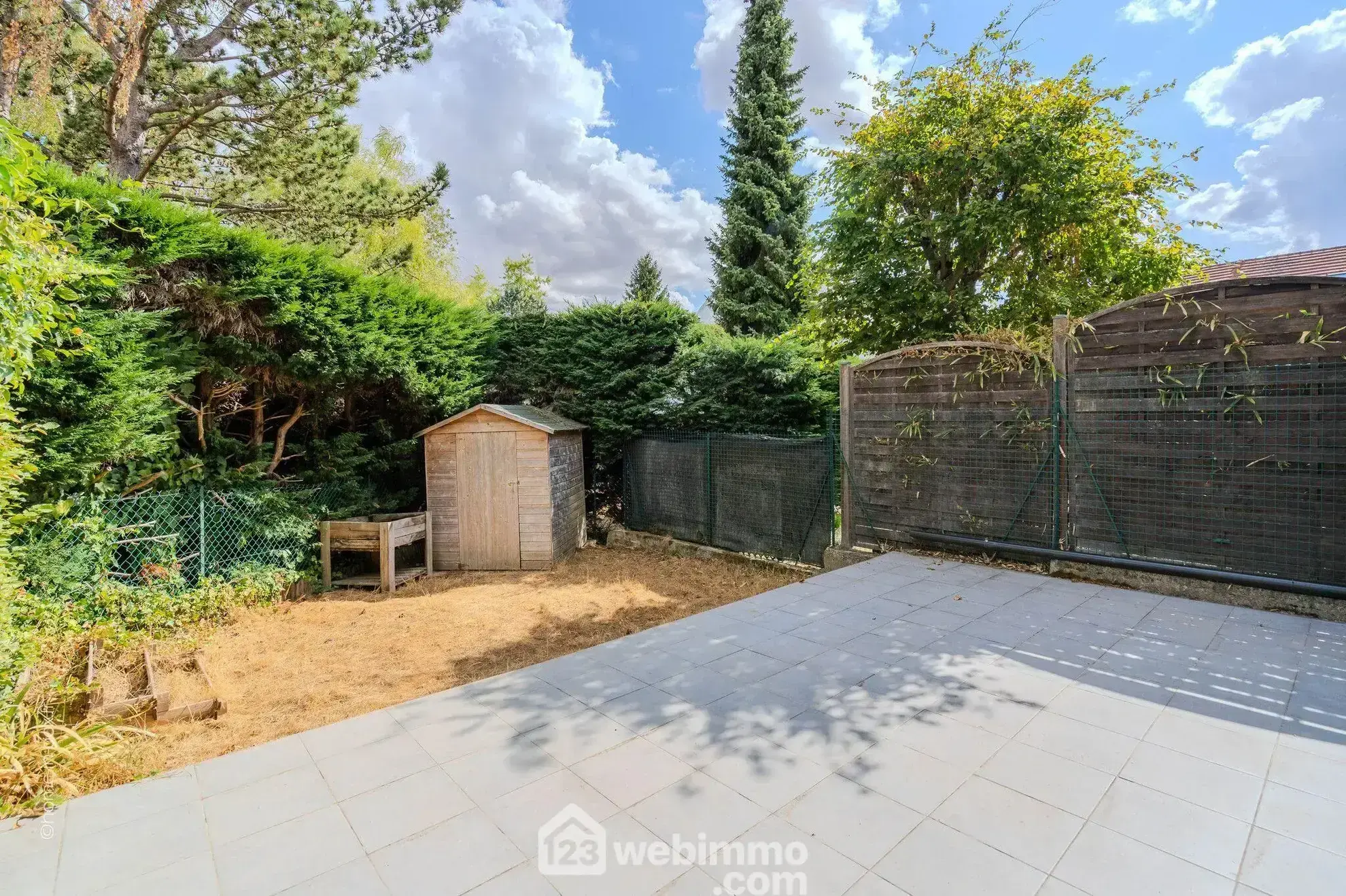 Appartement Lumineux de 47 m² avec Terrasse à Marolles-en-Brie