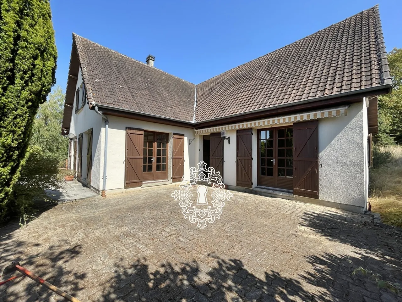 Pavillon traditionnel à Donnemarie-Dontilly avec jardin clos et sous-sol total