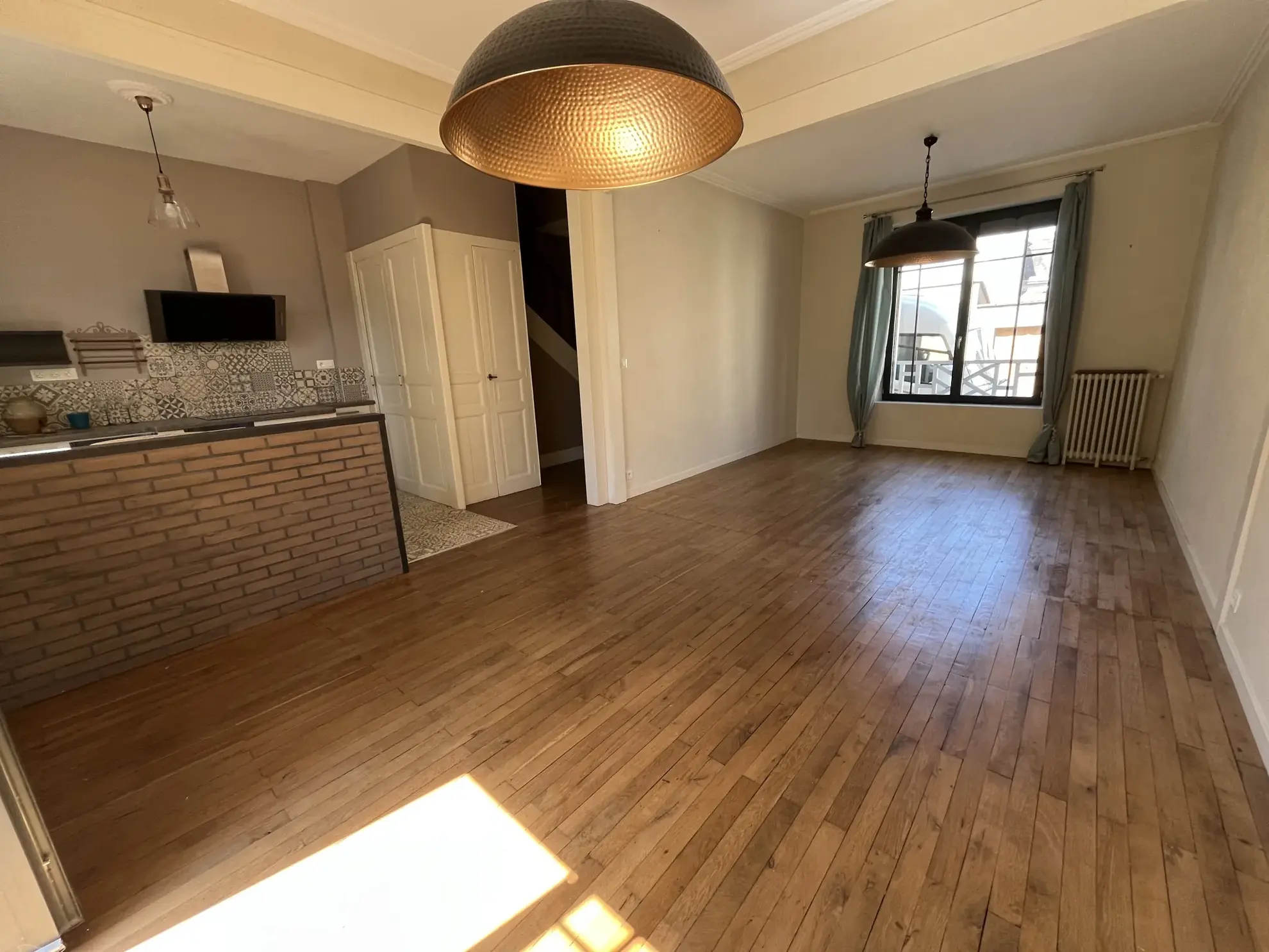 Magnifique maison de caractère à Thouars, 125 m² avec jardin et atelier 