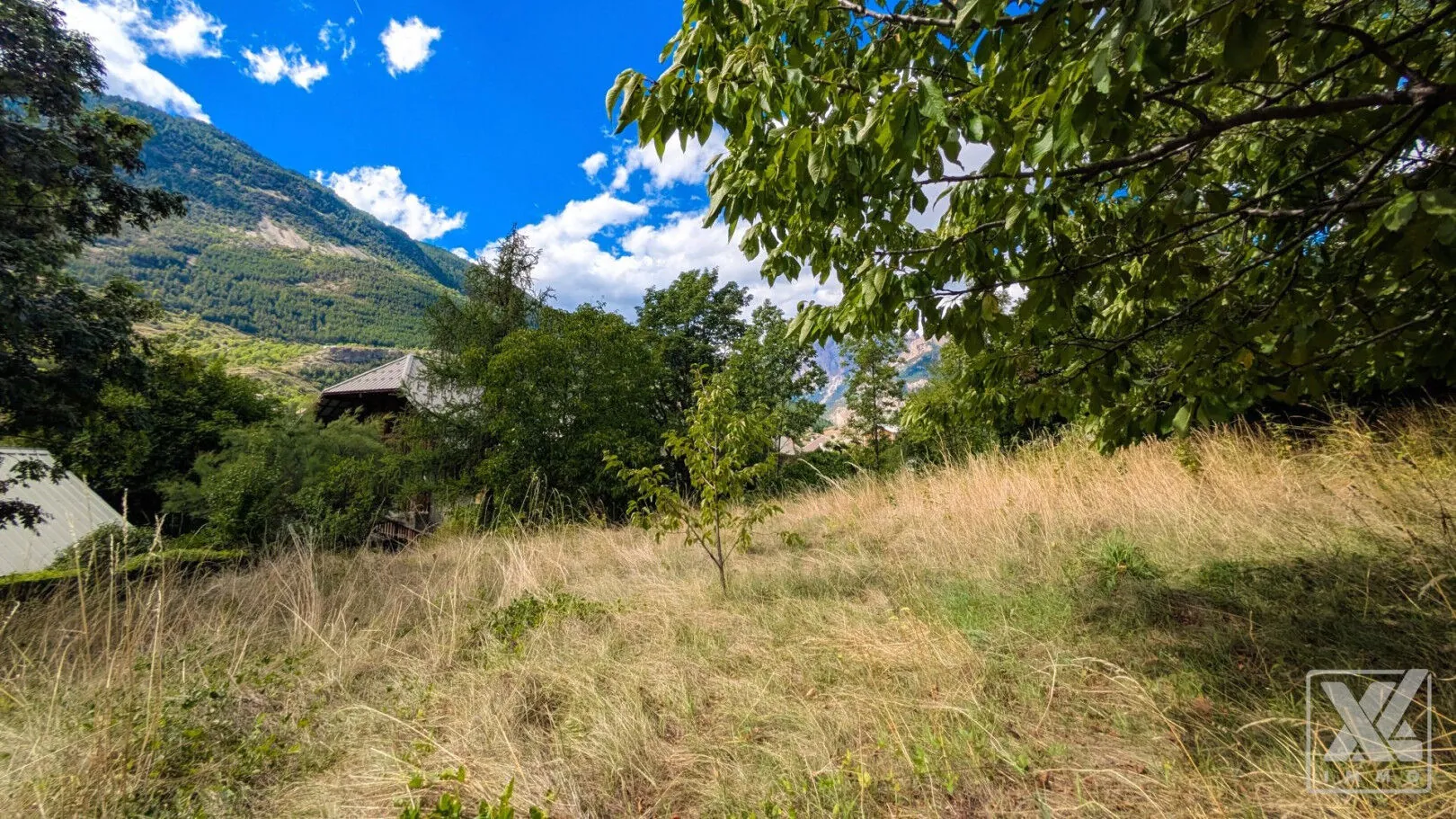 Terrain à bâtir de 1088 m² avec permis à L’Argentière-la-Bessée