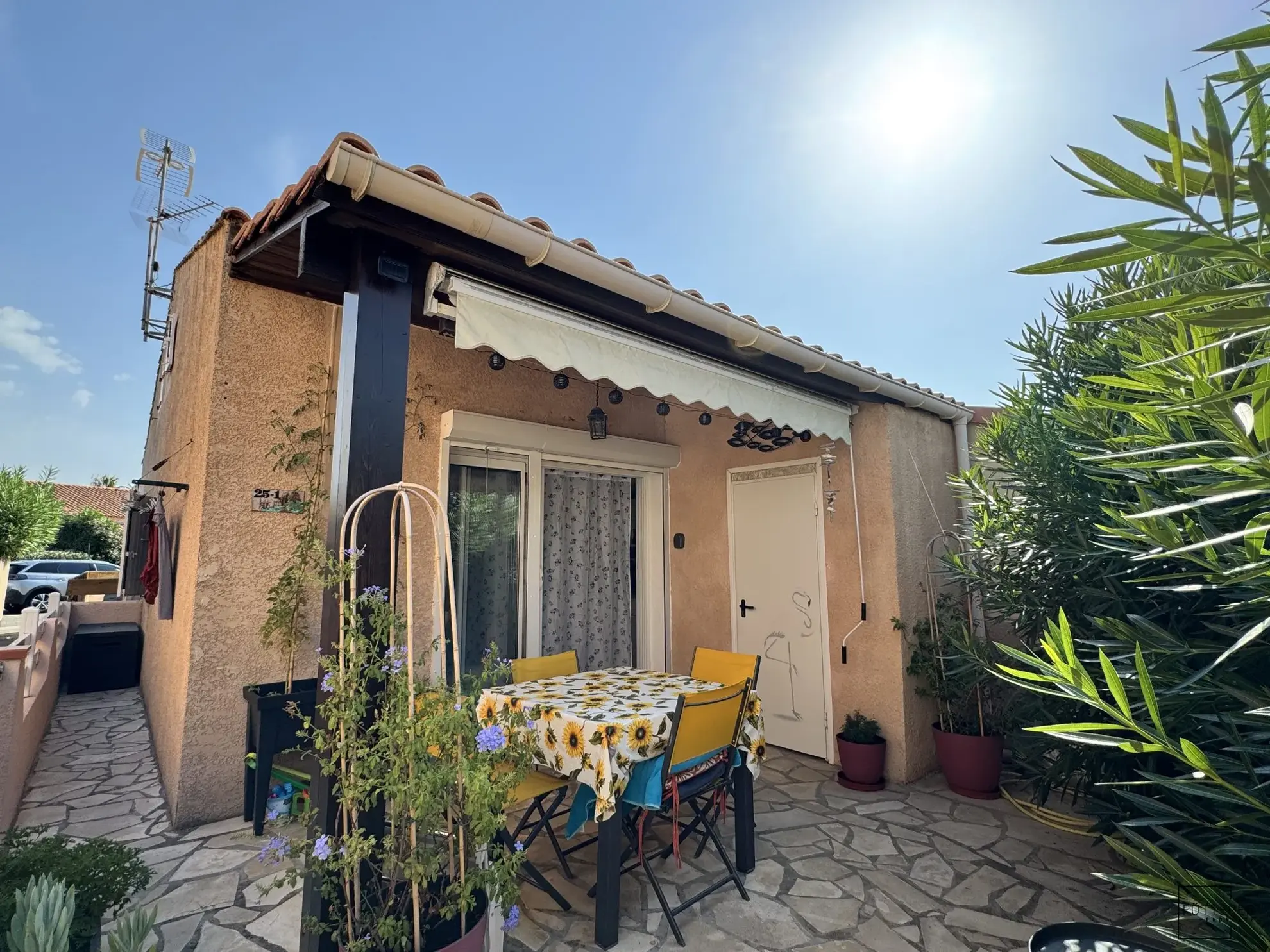 Vente pavillon 2 pièces à Gruissan Les Ayguades avec terrasse ensoleillée