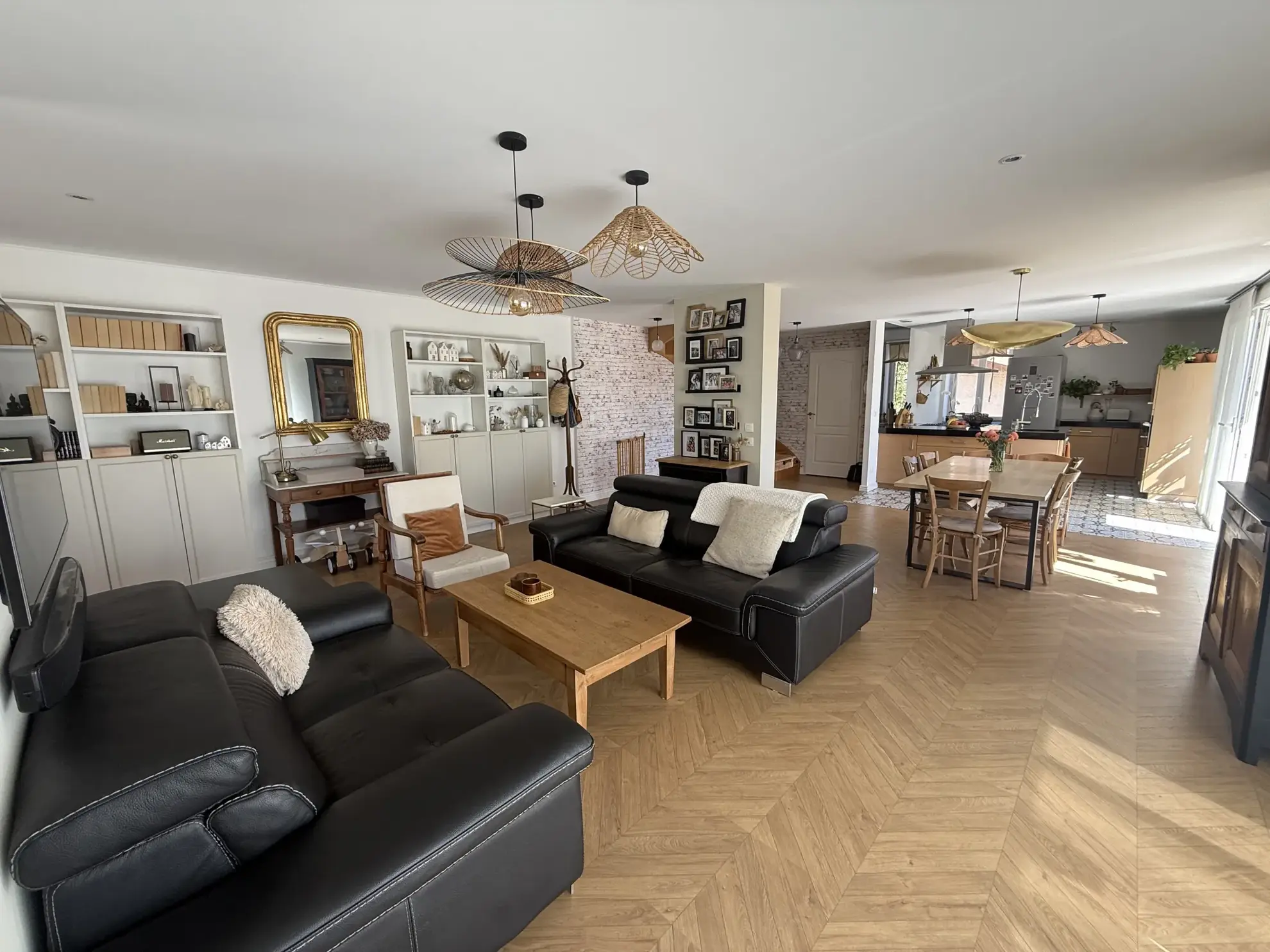 Appartement T6 avec terrasse à Saint-Prim, secteur recherché