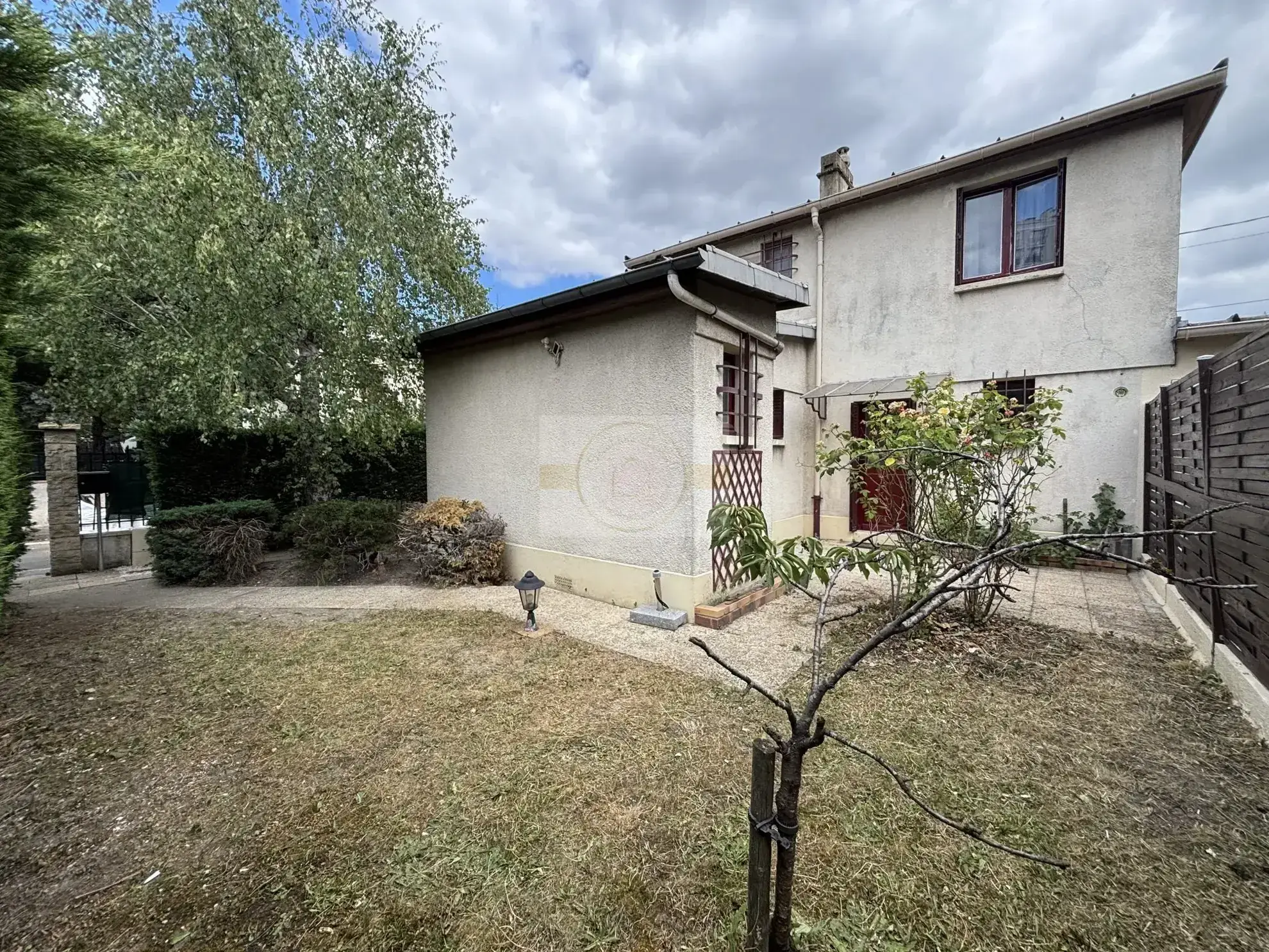 Appartement lumineux avec jardin privé à Rosny-sous-Bois