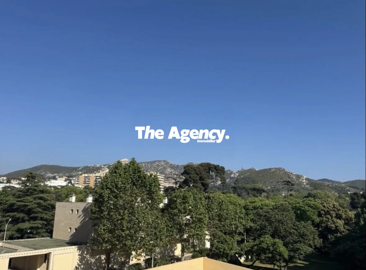 Appartement 3 pièces avec balcon à Marseille dans résidence sécurisée