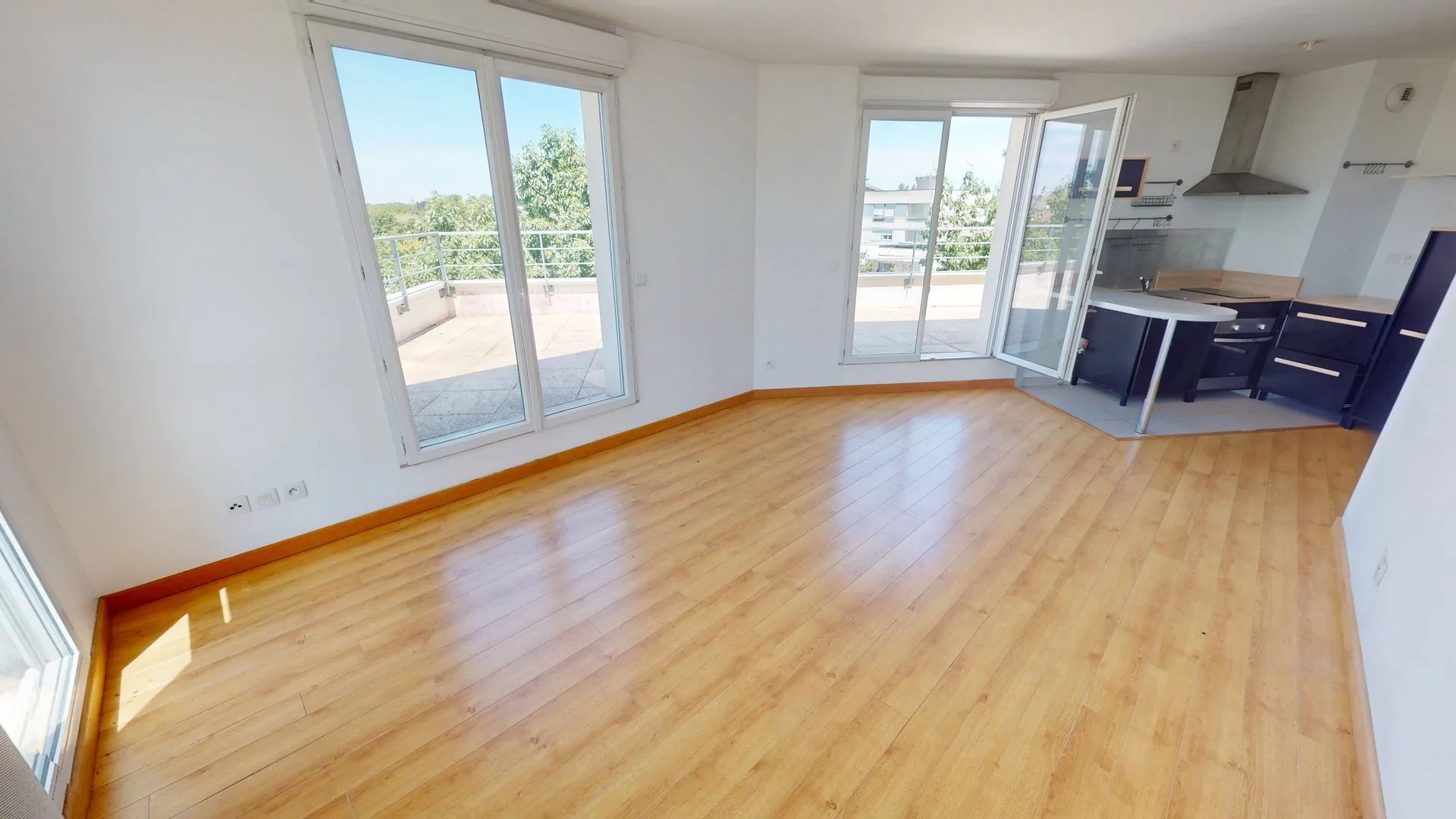 Appartement T3 avec terrasse au dernier étage à Olivet, quartier du Larry