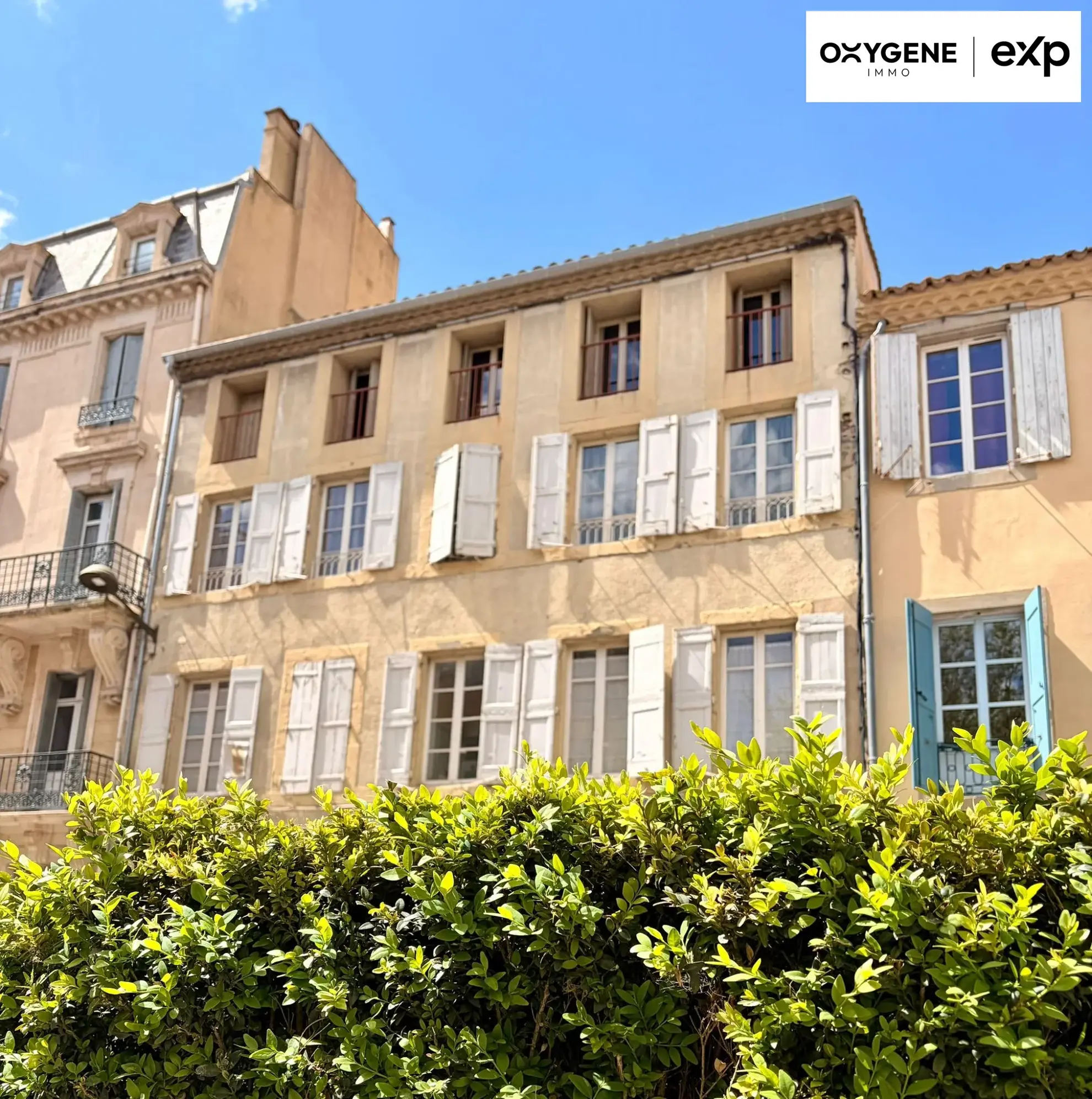 Appartement T3 lumineux avec vue sur Carcassonne, dans la bastide, proche de la place Carnot